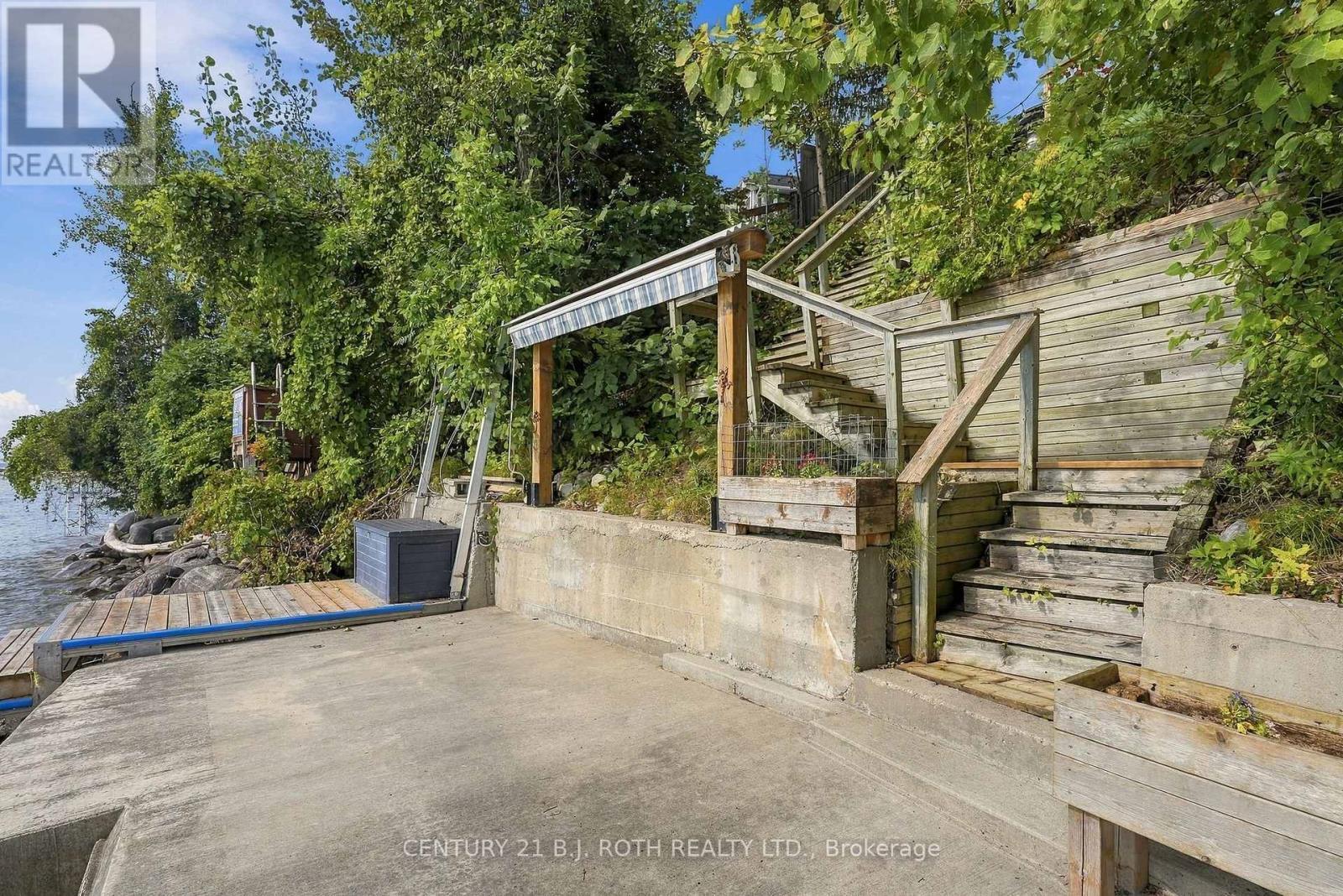 19 Stanley Avenue, Oro-Medonte, ON