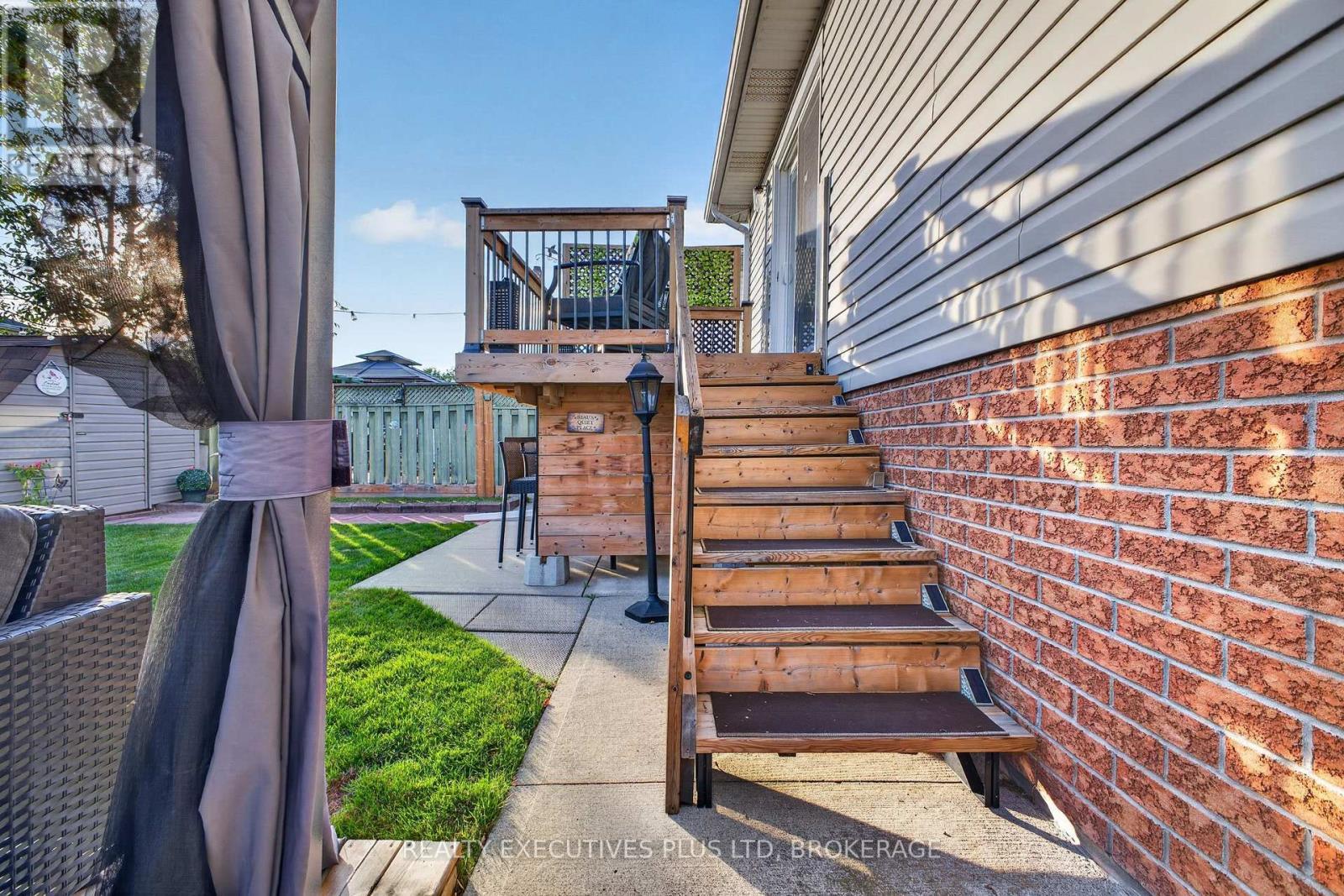 7802 Sabine Drive, Niagara Falls (Ascot), ON