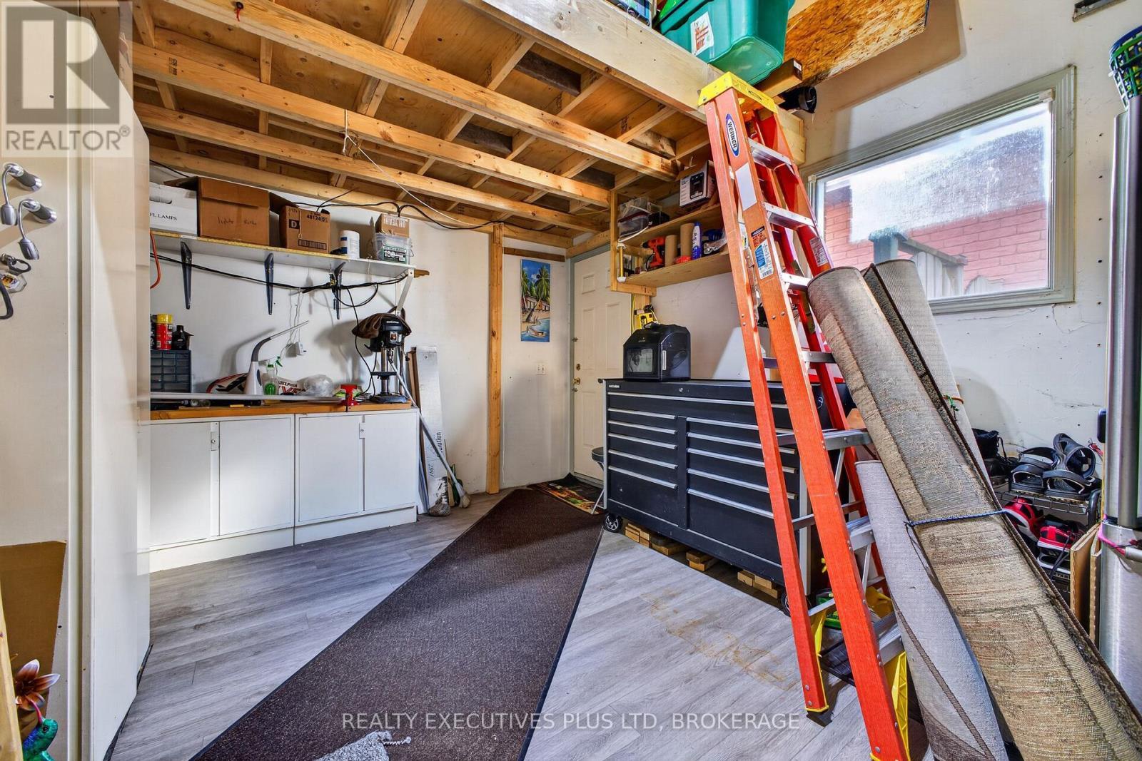 7802 Sabine Drive, Niagara Falls (Ascot), ON