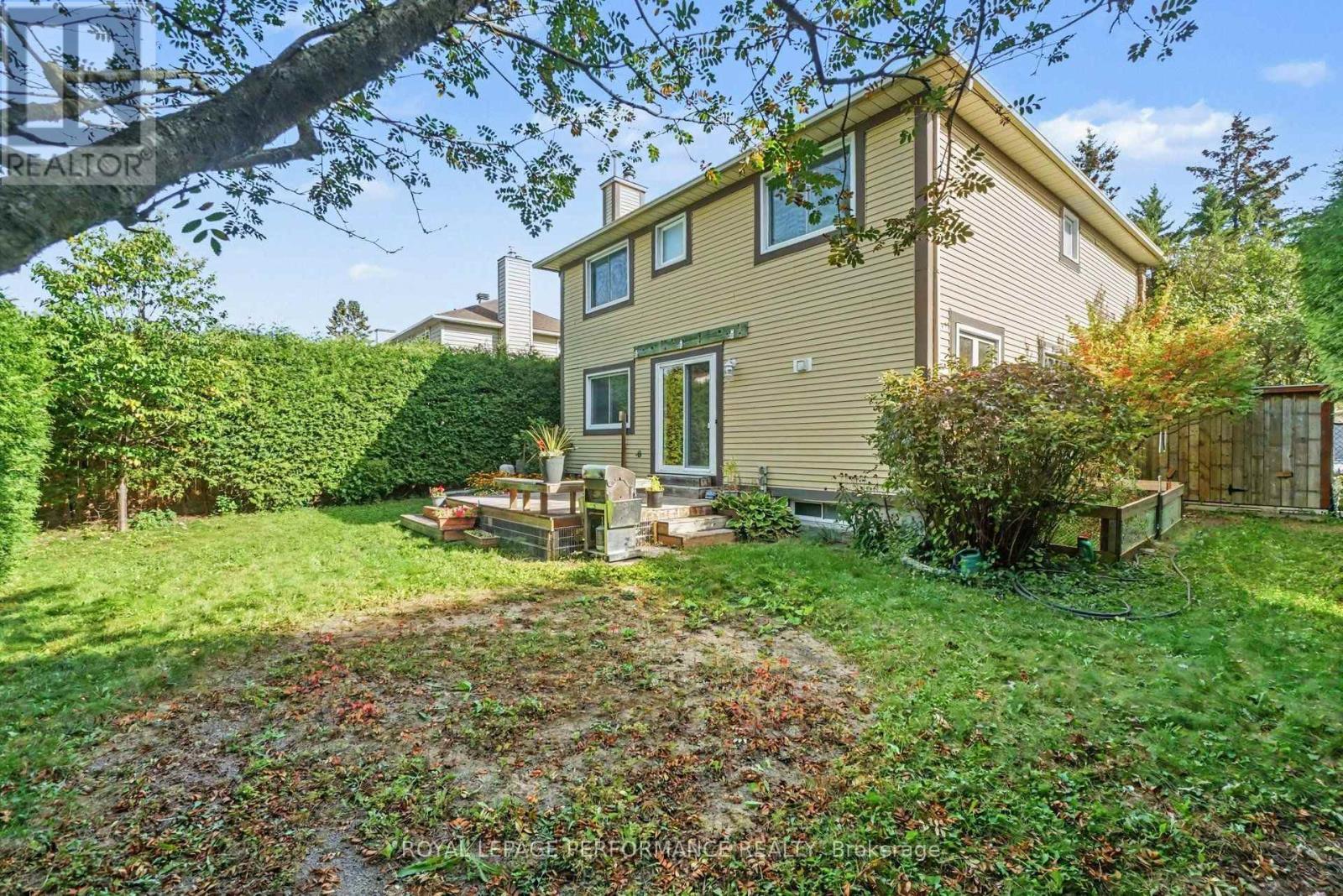 1466 Prestone Drive, Ottawa, ON
