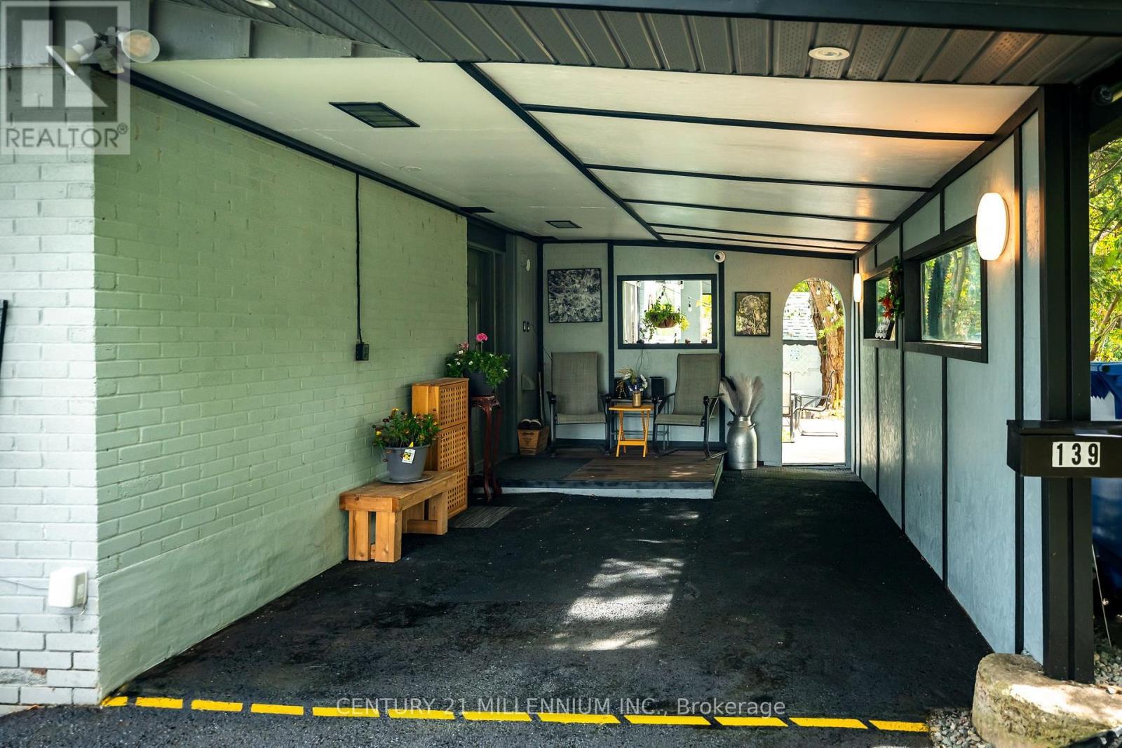 Covered carport - Re-done 2026 - 139 Town Line, Orangeville, ON