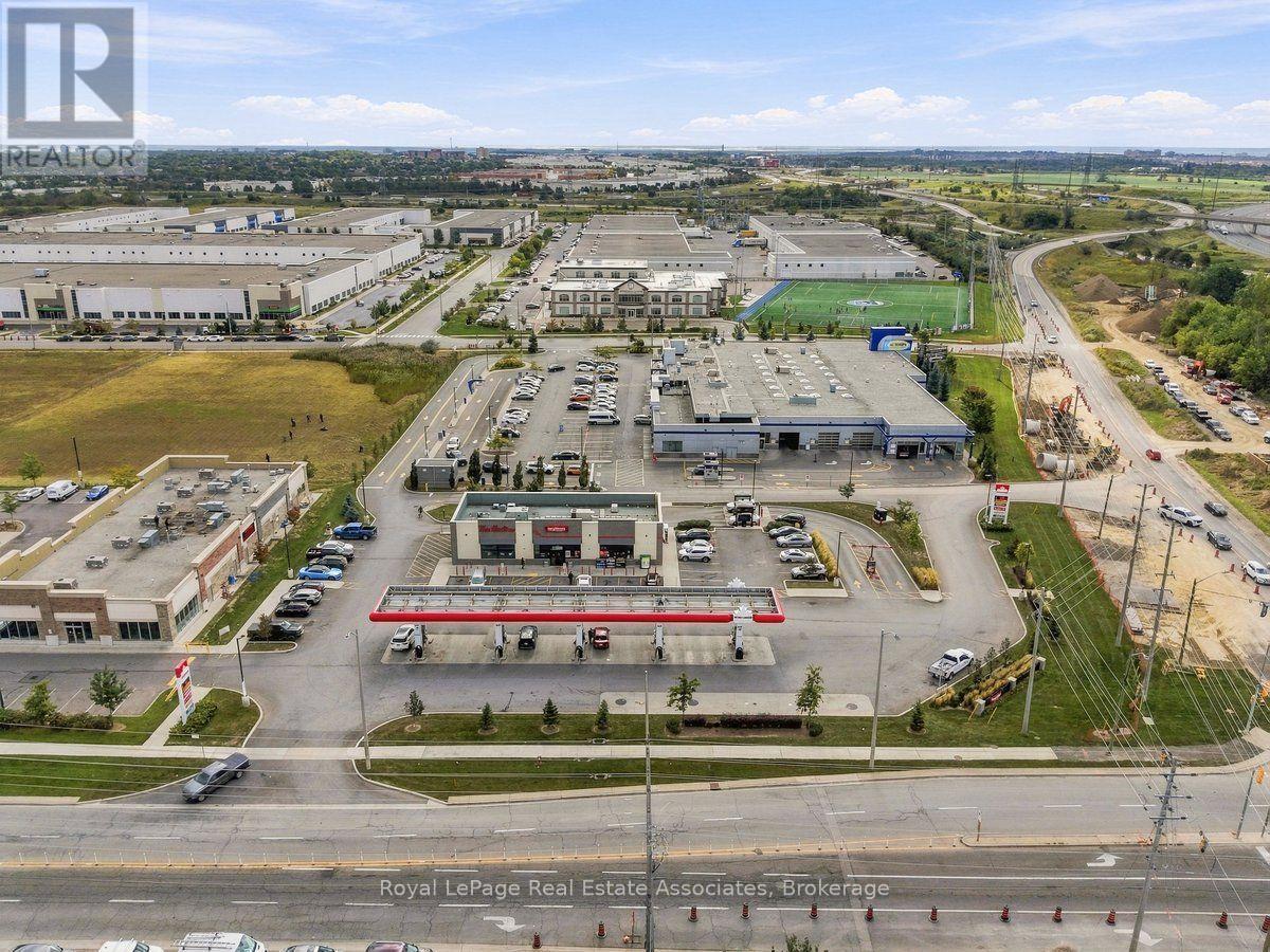 16 - 3975 Eglinton Avenue W, Mississauga, ON