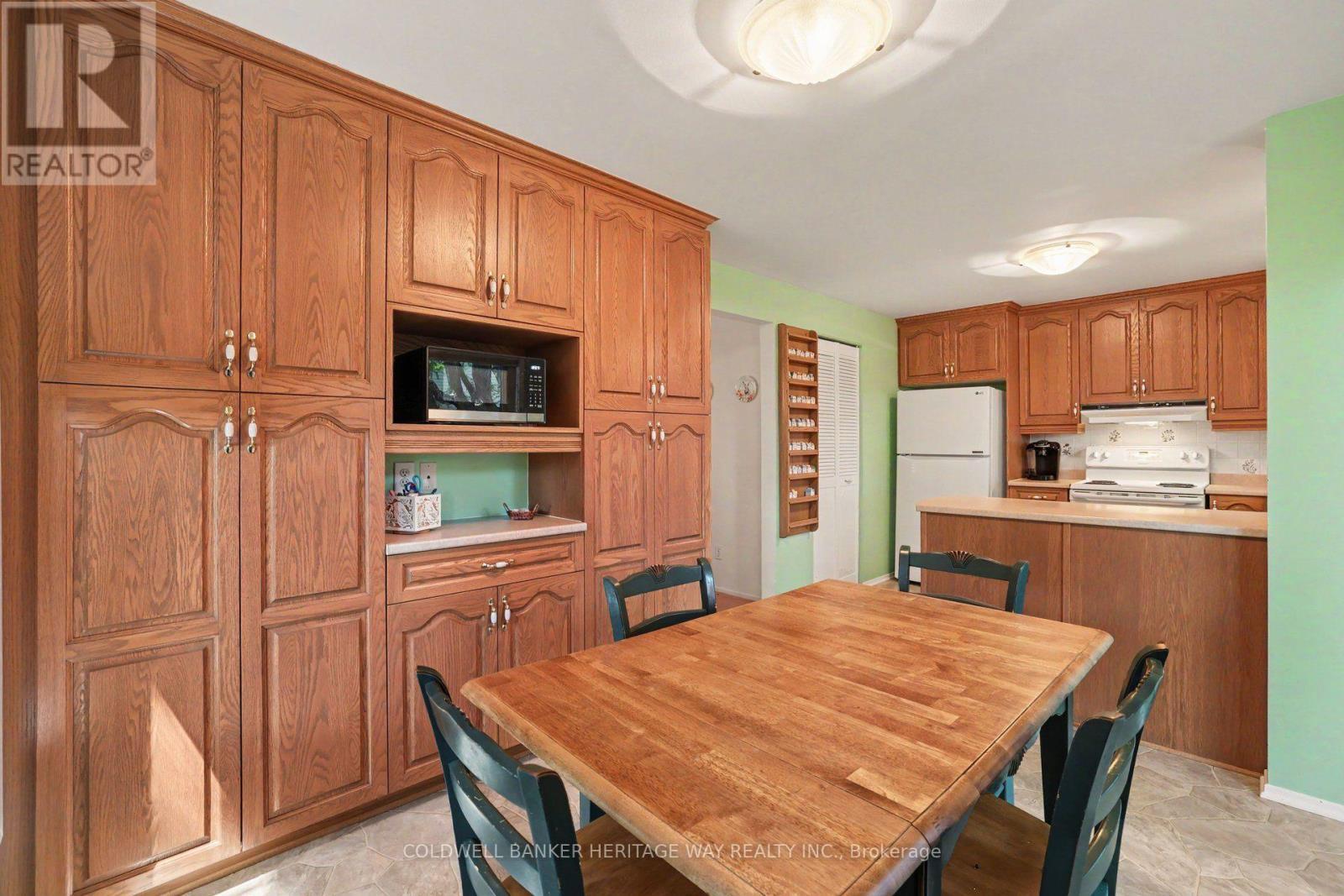 45 Shadetree Crescent, Ottawa, ON