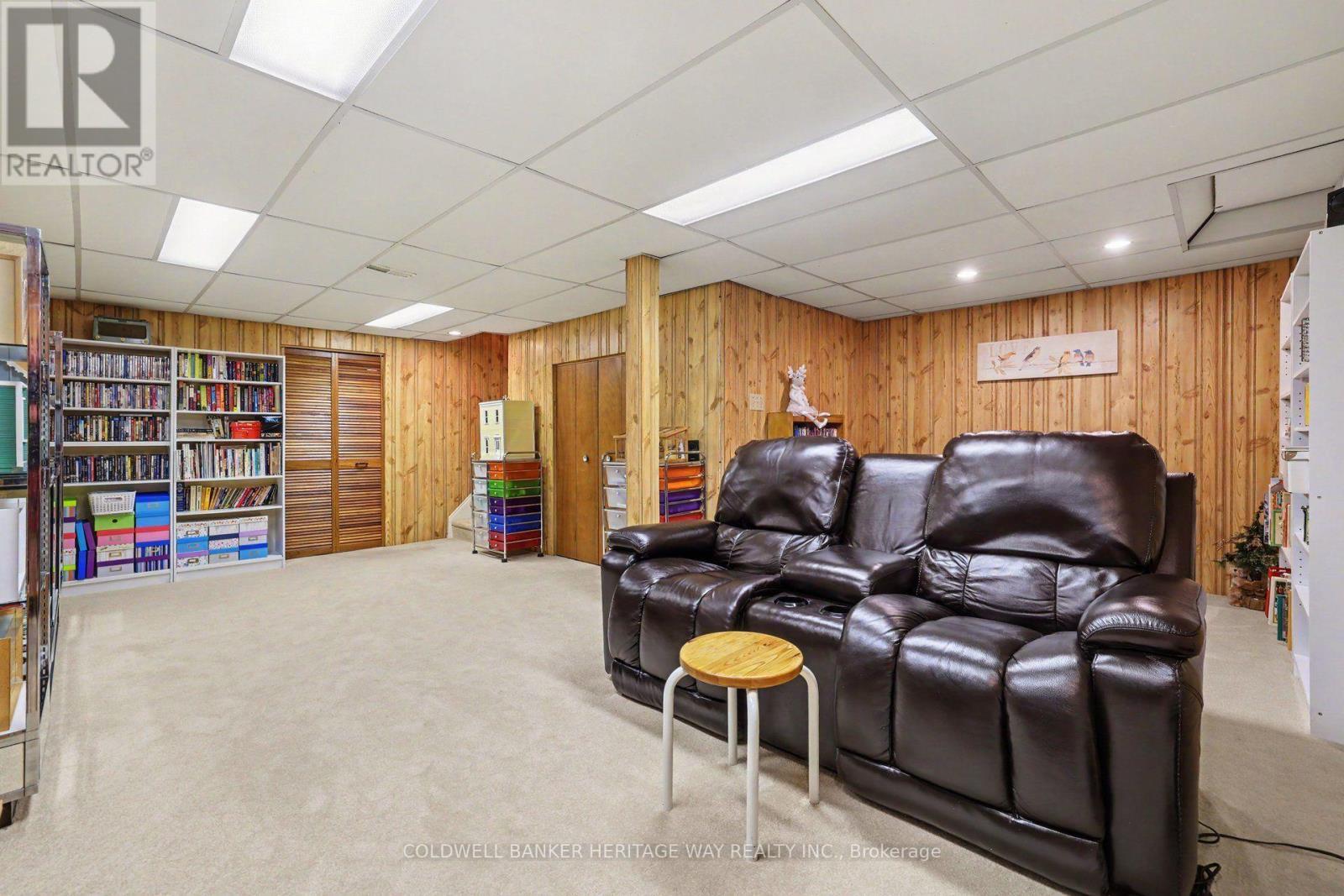45 Shadetree Crescent, Ottawa, ON