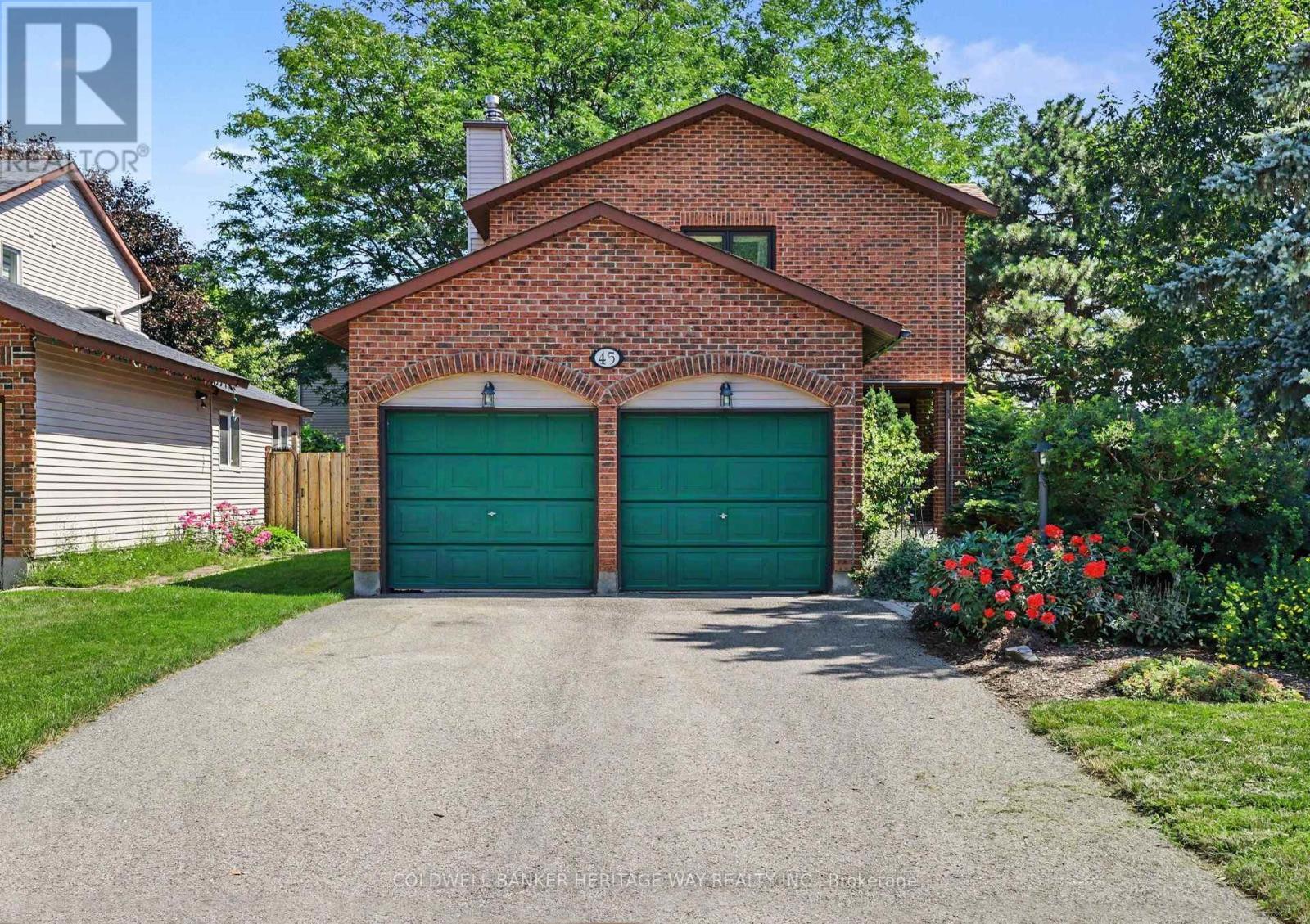 45 Shadetree Crescent, Ottawa, ON
