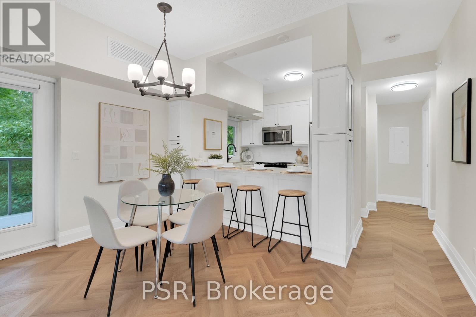 202 - 8302 Islington Avenue, Vaughan, ON