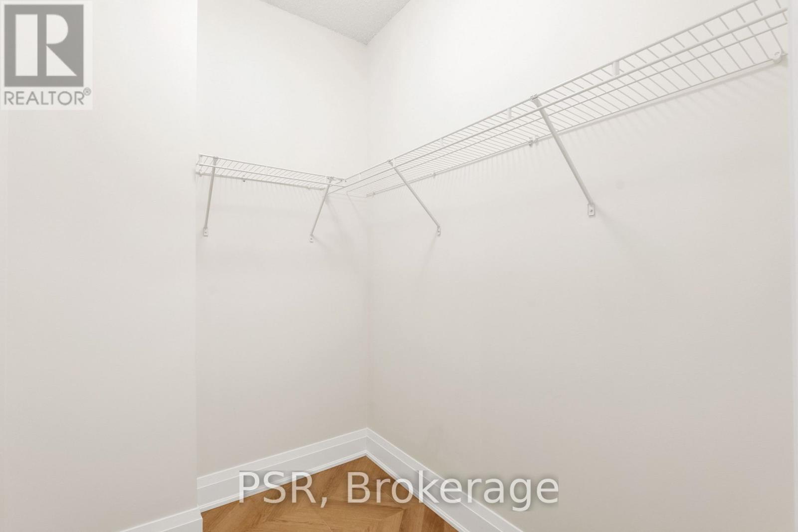 202 - 8302 Islington Avenue, Vaughan, ON