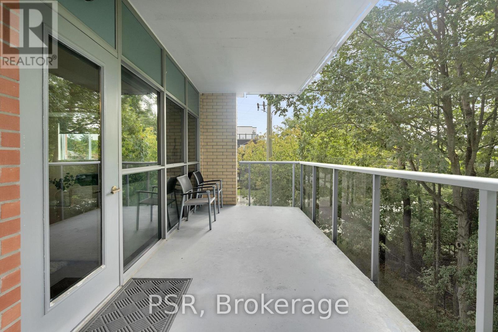 202 - 8302 Islington Avenue, Vaughan, ON