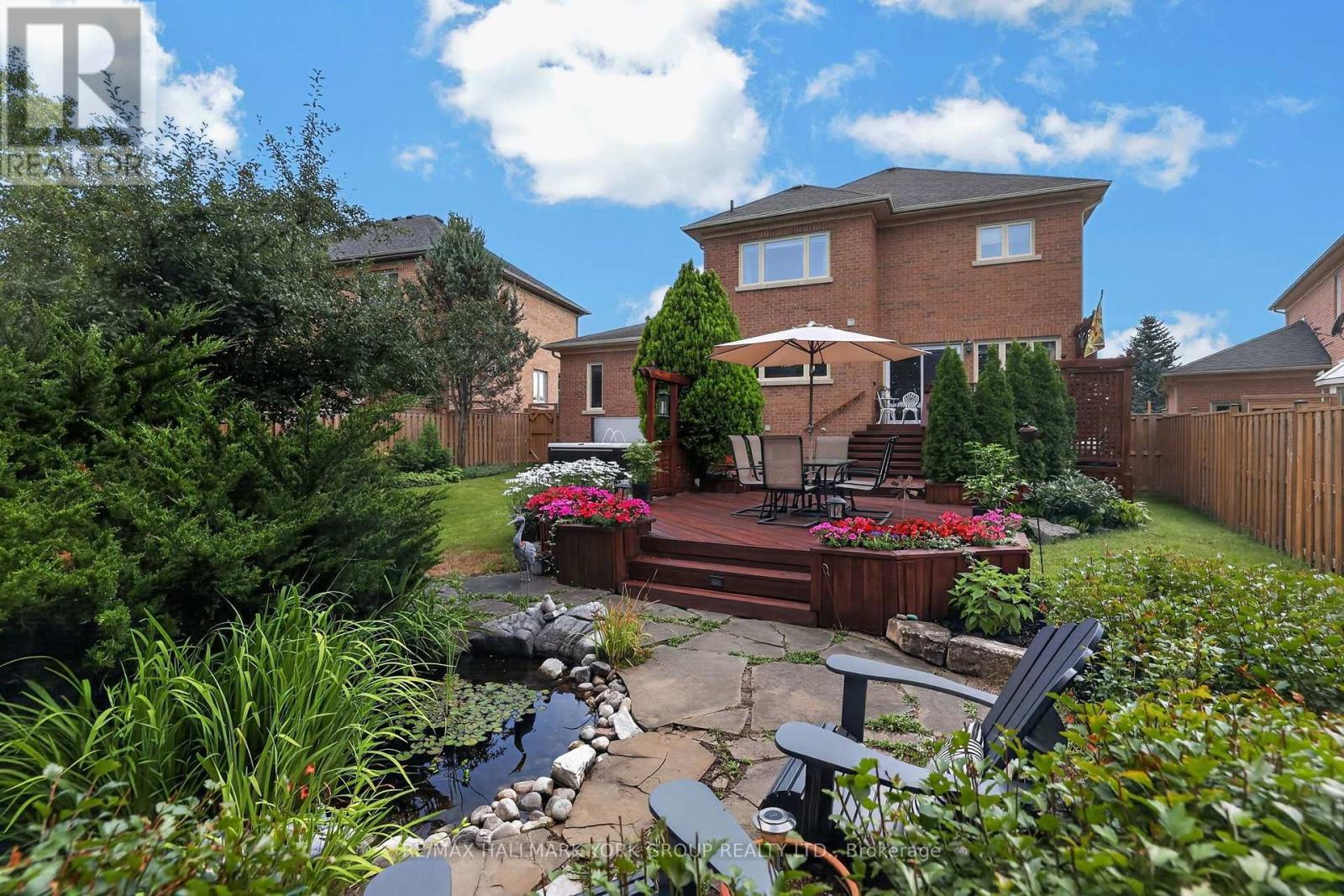669 Kingsmere Avenue, Newmarket, ON
