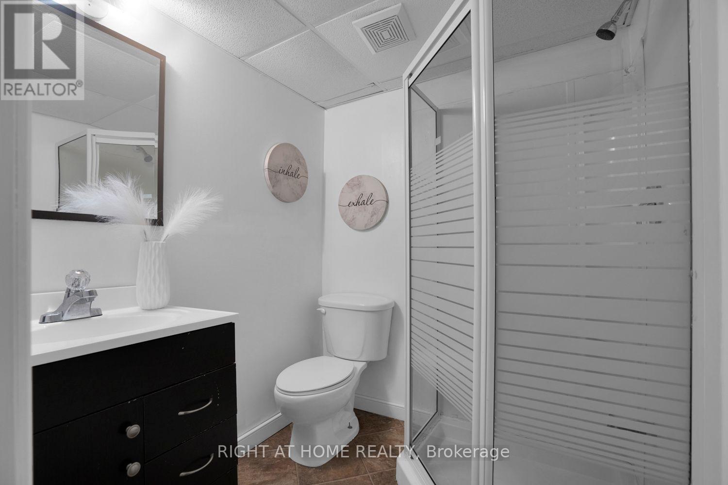 3-pc basement bath with glass shower - 84 Dougherty Crescent, Whitchurch-Stouffville, ON