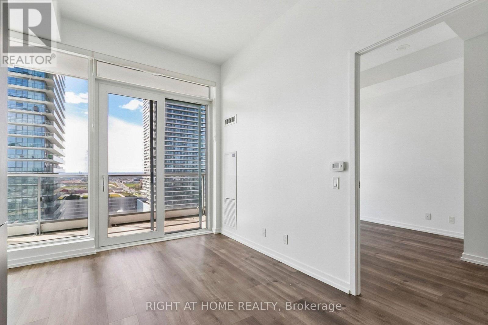1705 - 7890 Jane Street, Vaughan, ON
