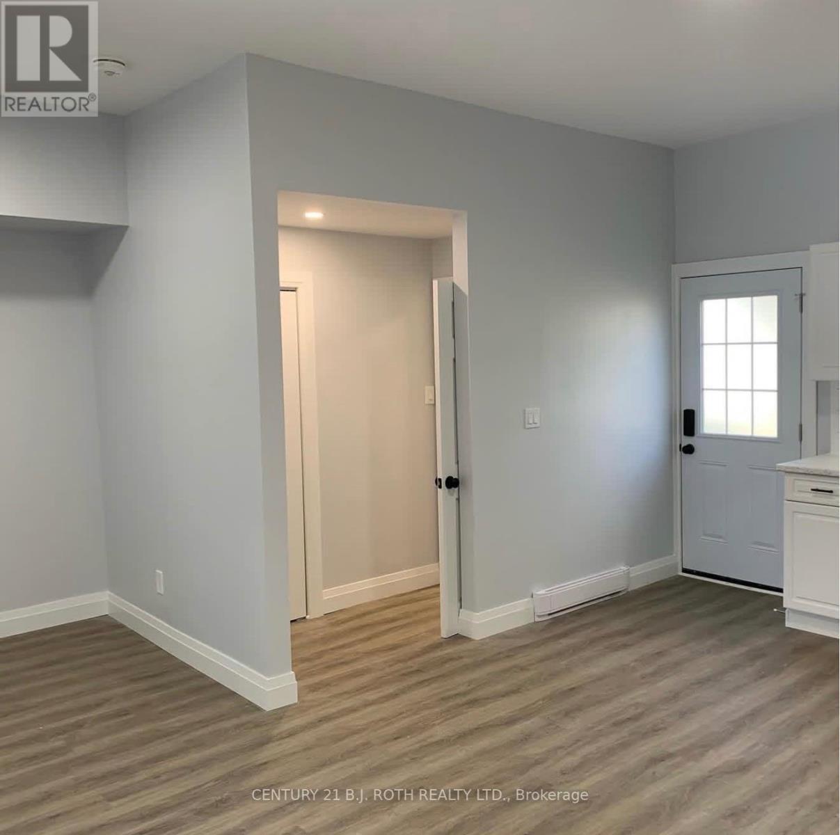 Unit 4 - 757 Fourth Avenue, Tay, ON
