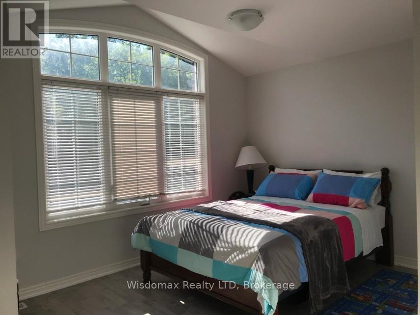 15 Winterberry Boulevard, Thorold (Confederation Heights), ON