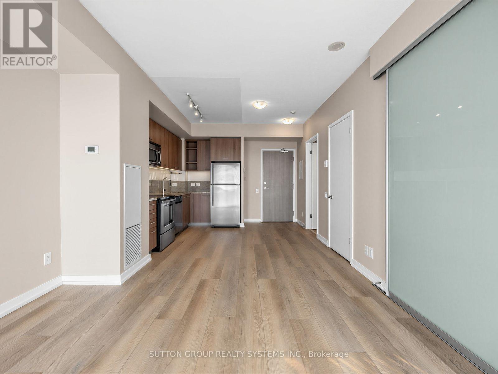 907 - 70 Distillery Lane, Toronto, ON