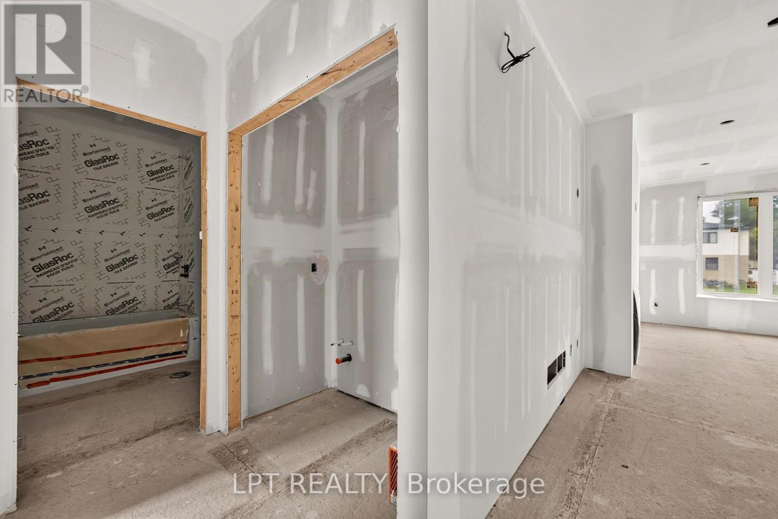 207 Merritt Court, North Middlesex (Parkhill), ON