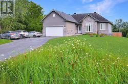 588 RUSSELL ROAD Clarence-Rockland, ON K0A 2A0