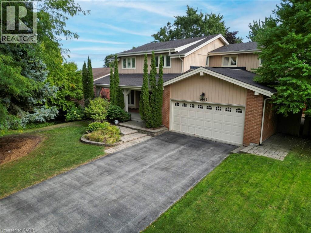 2284 Mansfield Drive, Burlington, ON