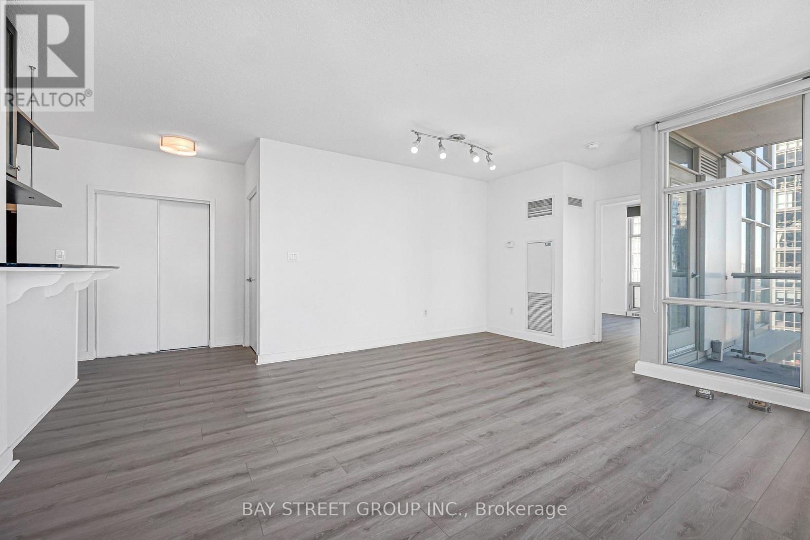 3703 - 35 Mariner Terrace, Toronto, ON