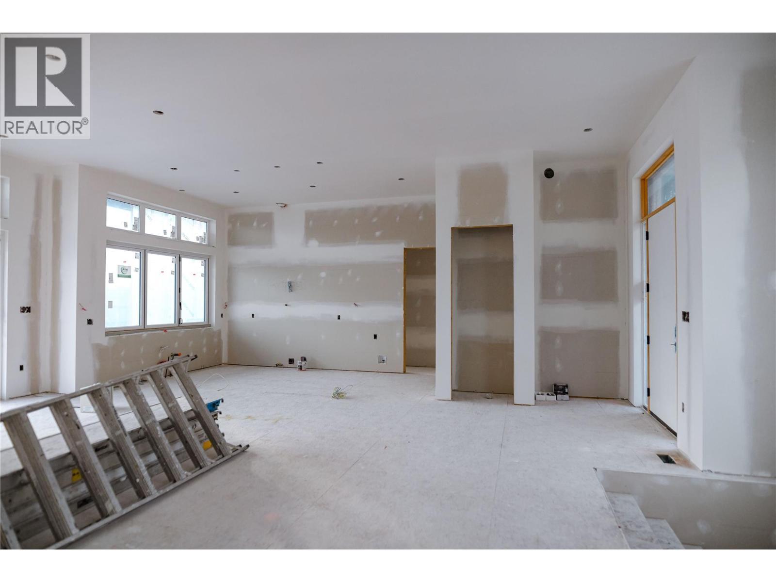 1096 Antler Drive, Penticton, BC