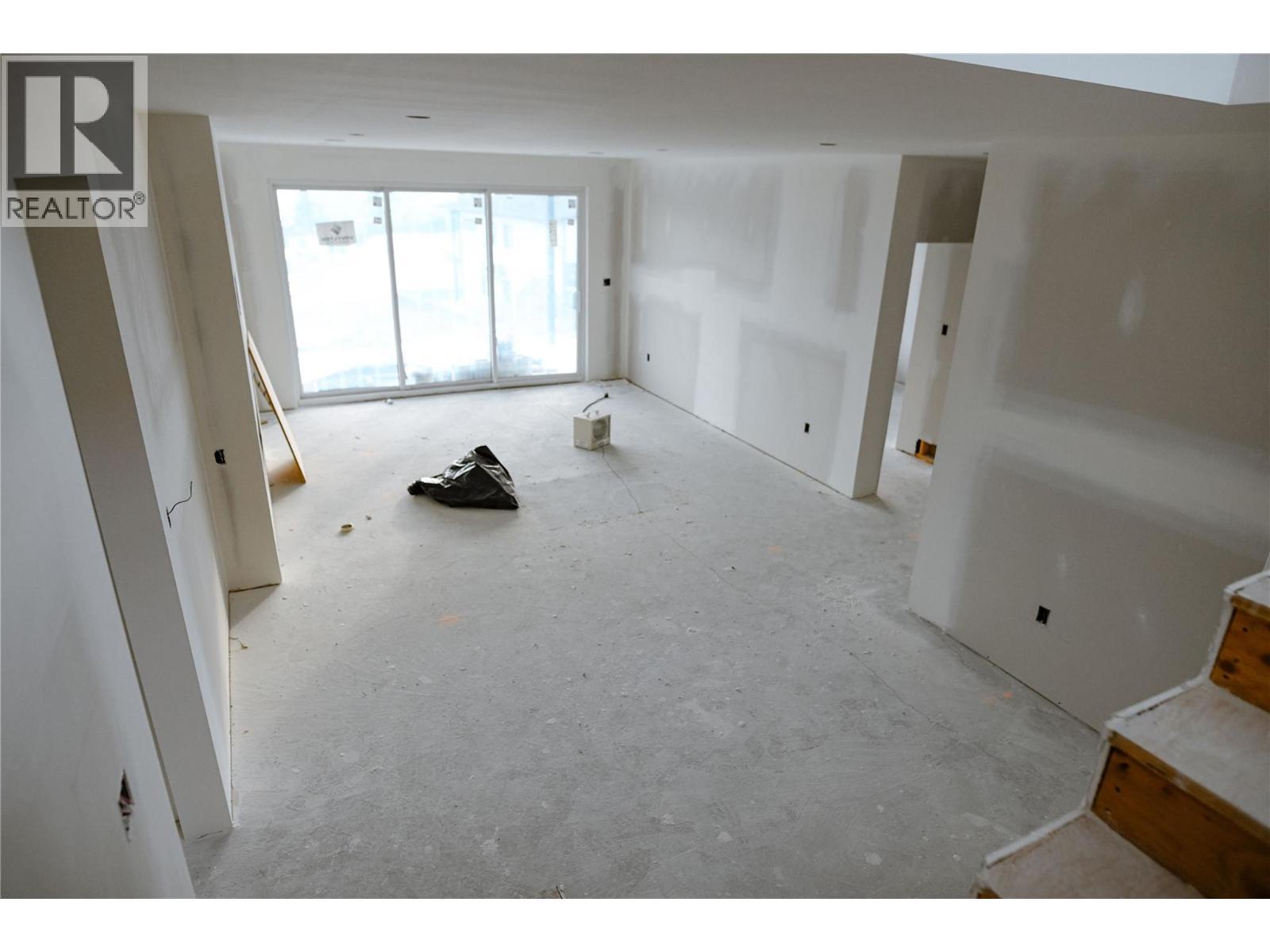 1096 Antler Drive, Penticton, BC