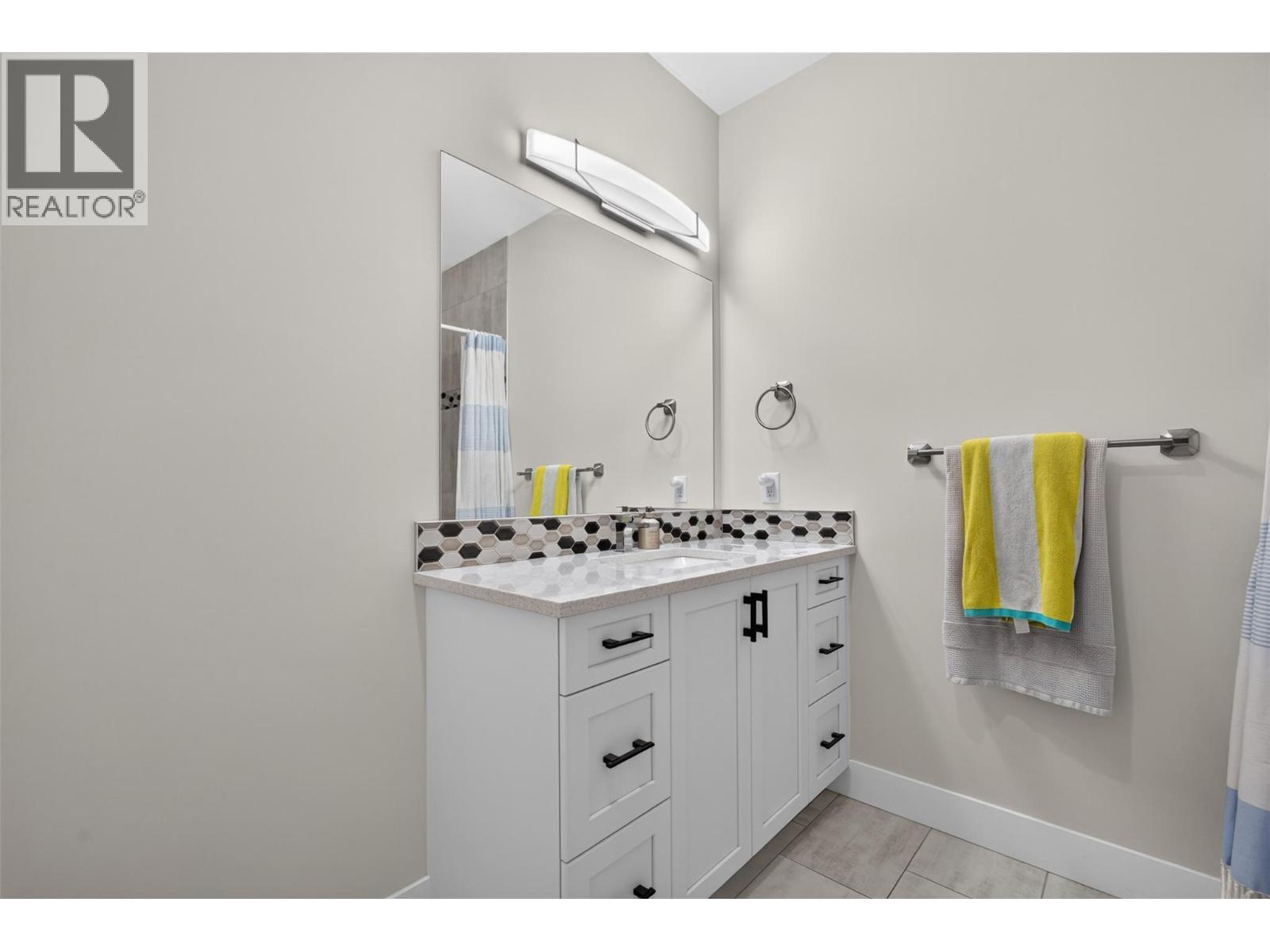 2400 Hawks Boulevard, West Kelowna, BC