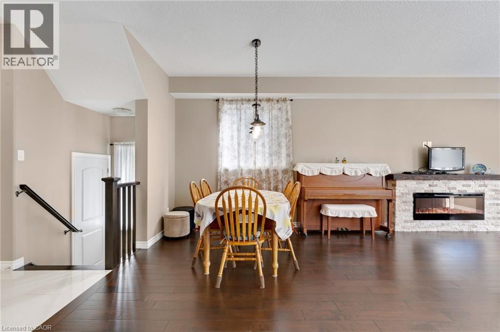 621 Sundew Drive, Waterloo, ON