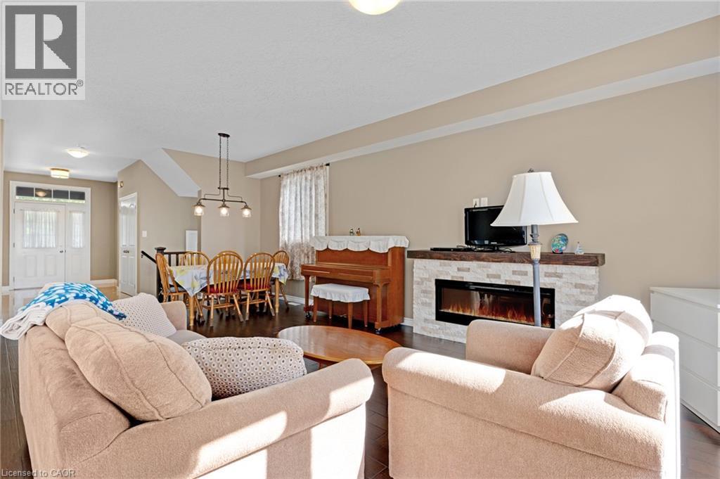 621 Sundew Drive, Waterloo, ON