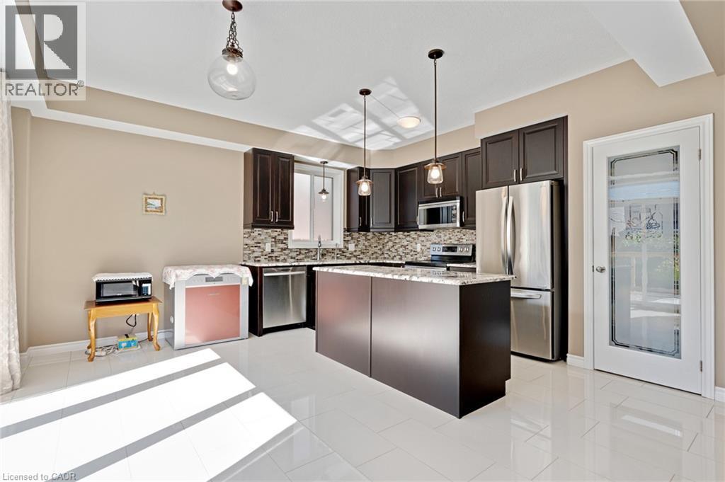 621 Sundew Drive, Waterloo, ON