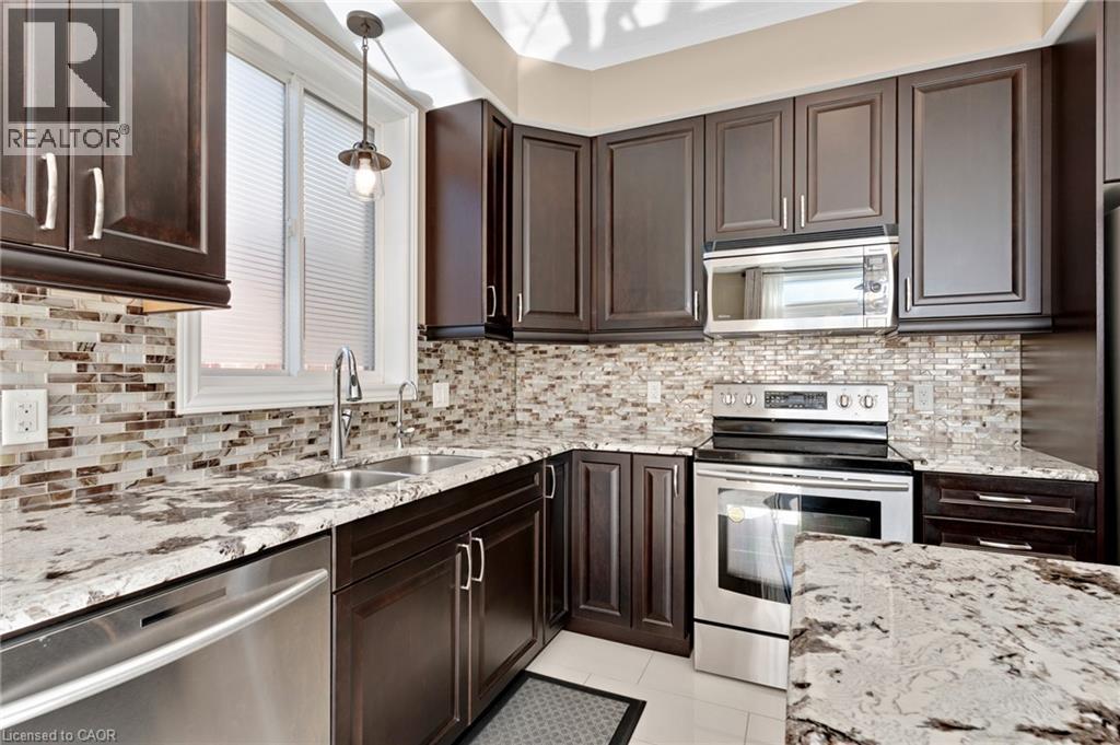 621 Sundew Drive, Waterloo, ON