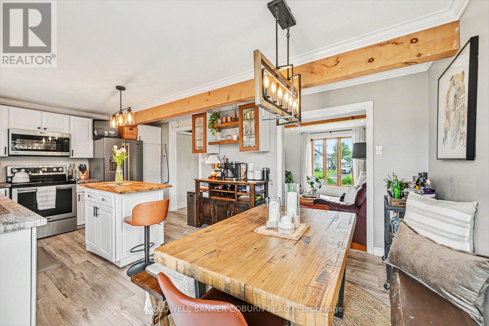 1412 Cumberland Street, Cornwall, ON
