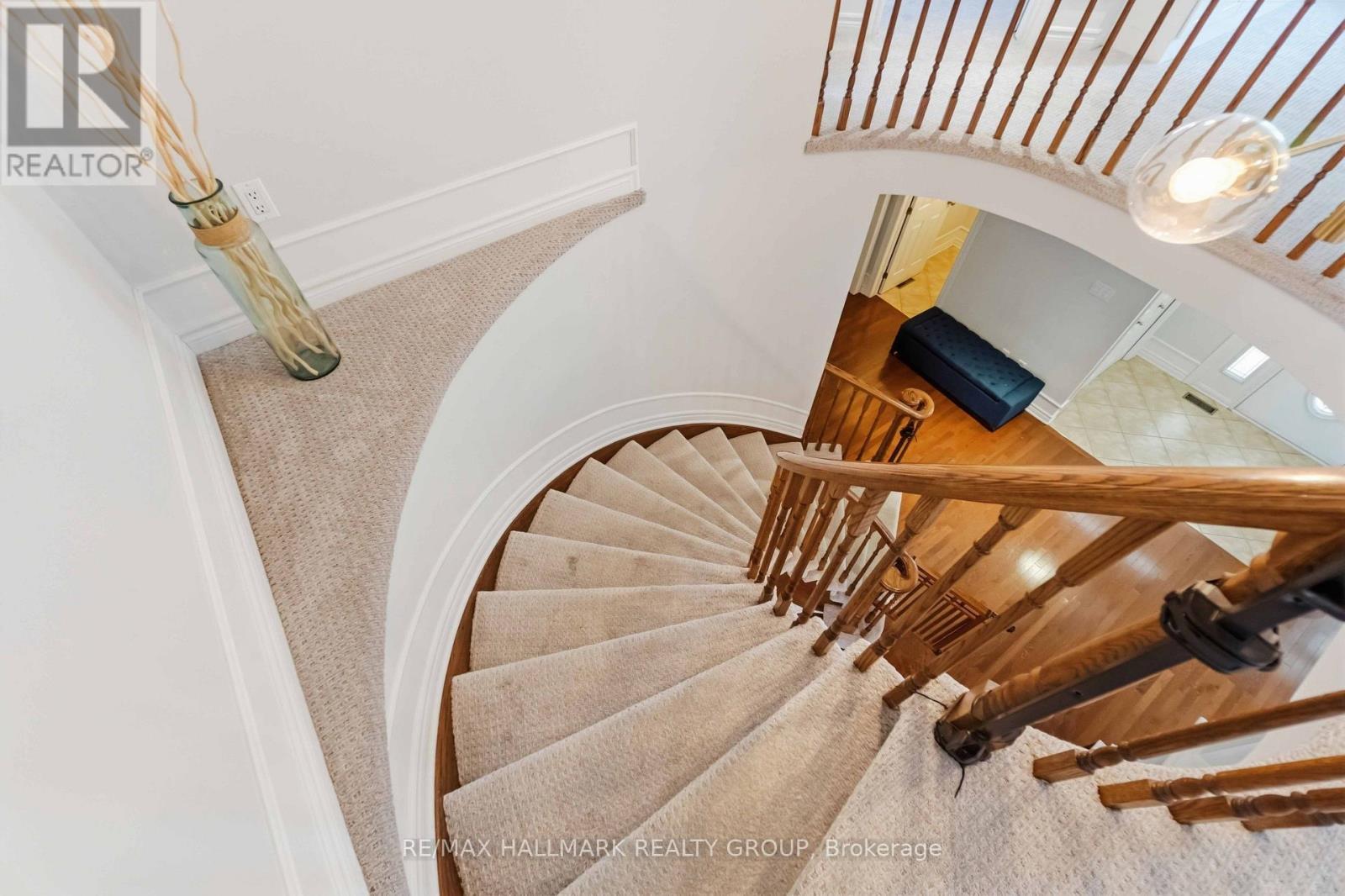 212 Janet Way, Ottawa, ON