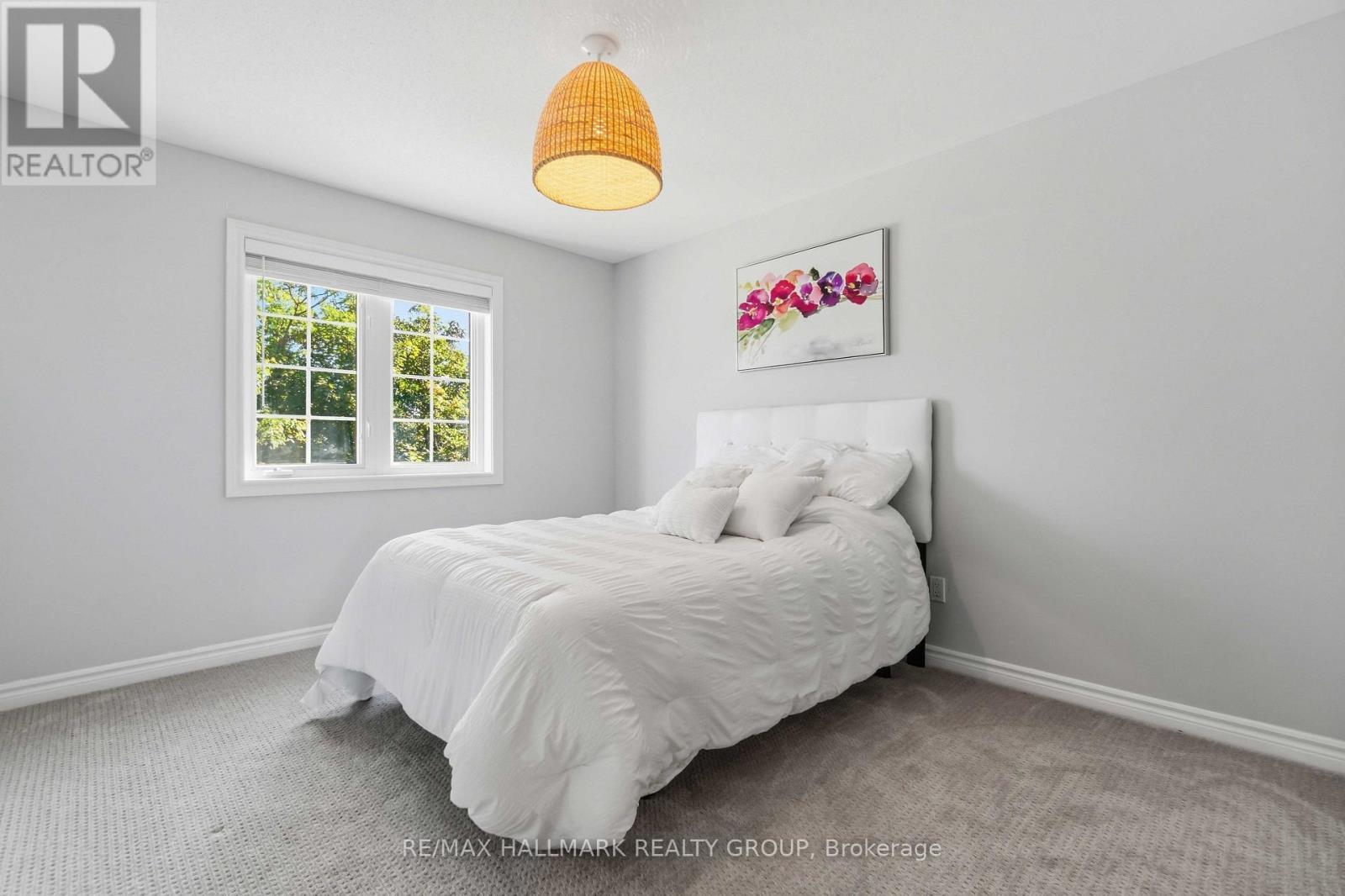 212 Janet Way, Ottawa, ON