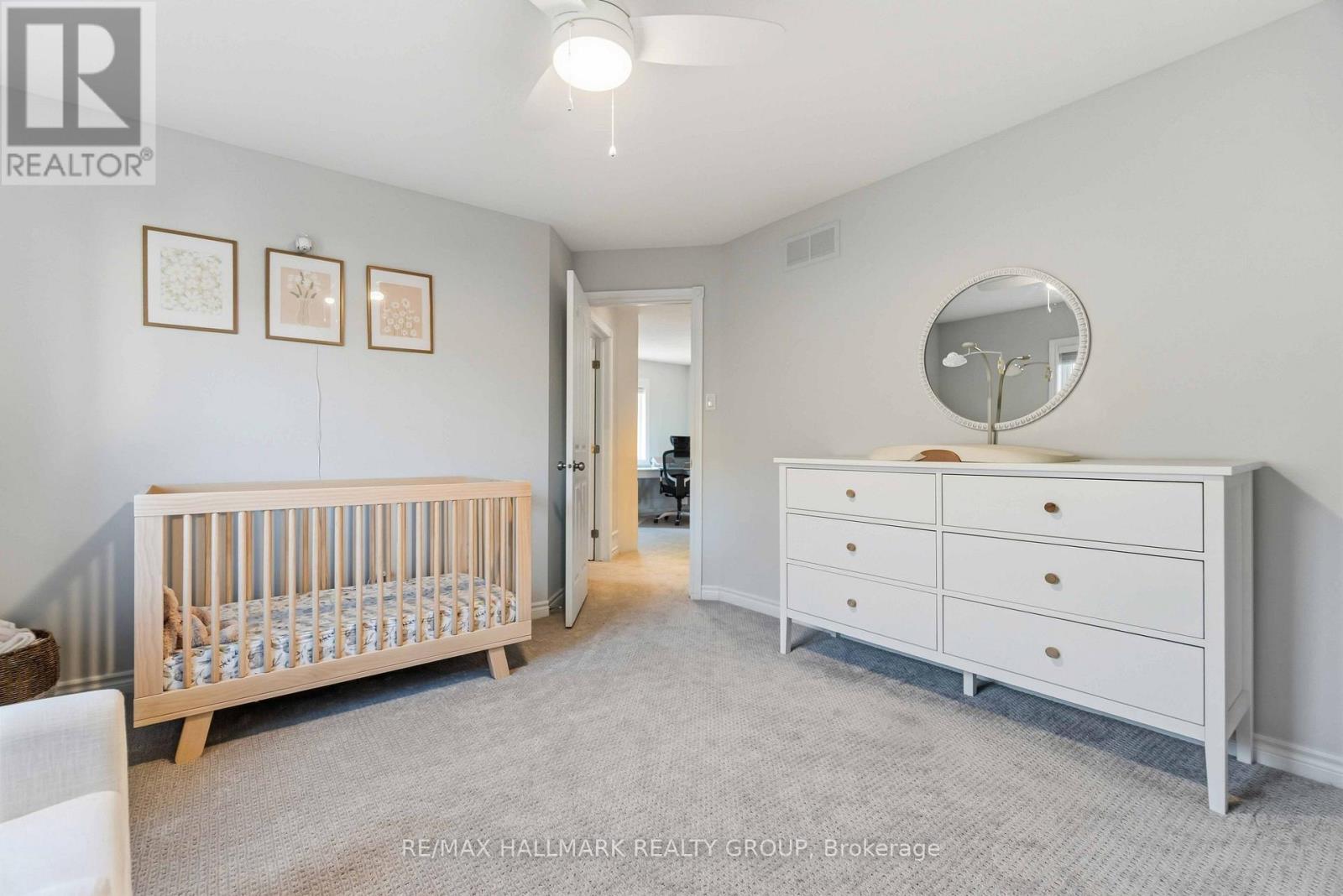 212 Janet Way, Ottawa, ON
