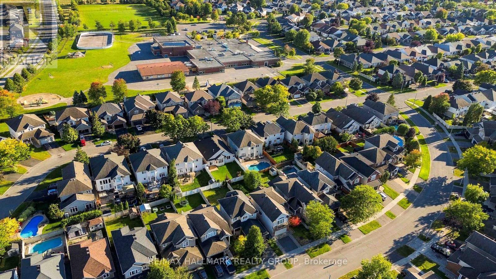 212 Janet Way, Ottawa, ON