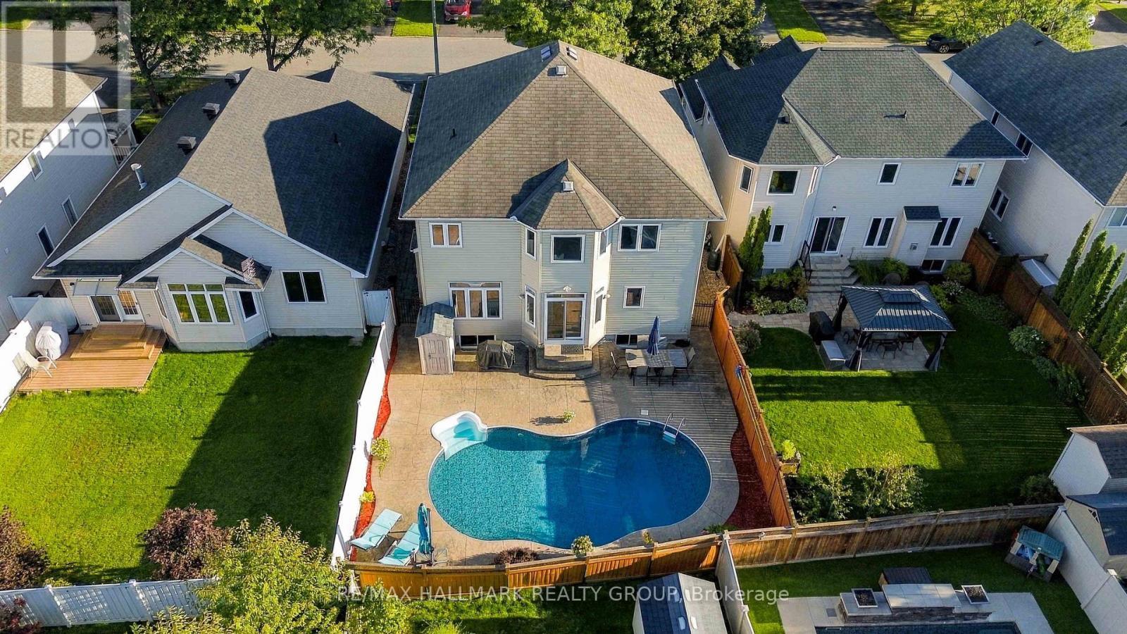 212 Janet Way, Ottawa, ON