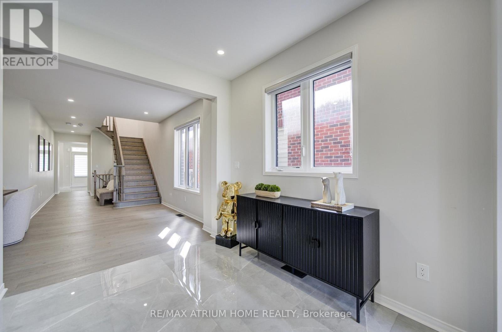 126 Hartney Drive, Richmond Hill, ON