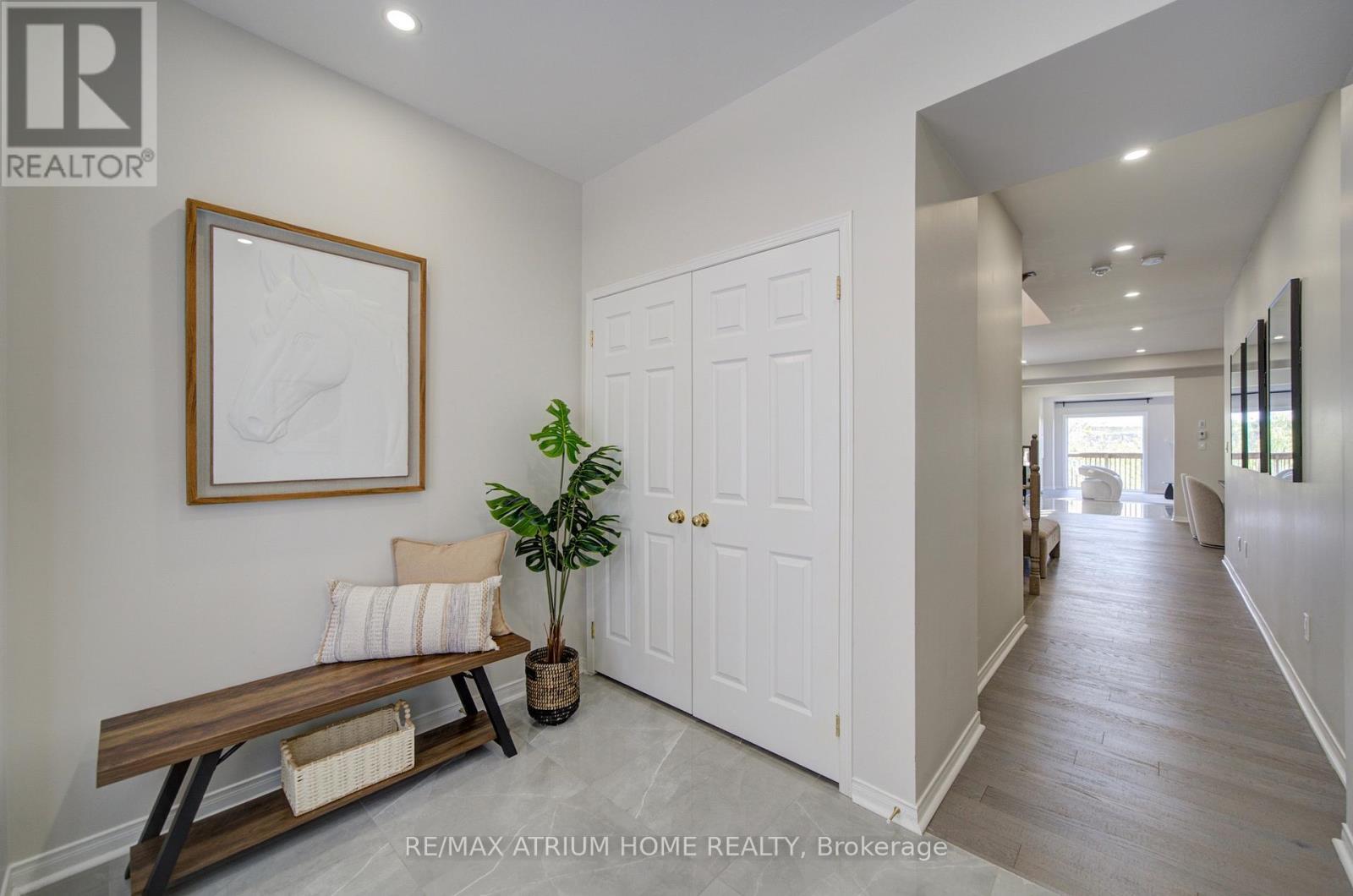 126 Hartney Drive, Richmond Hill, ON