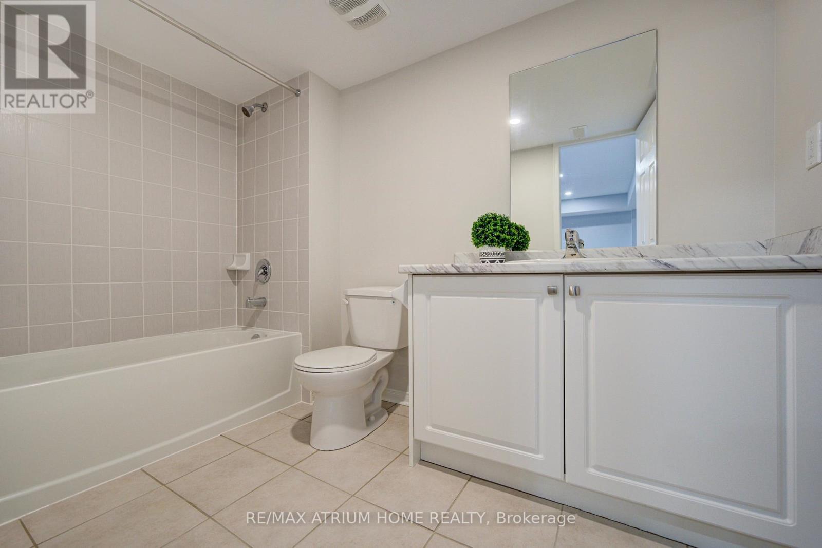 126 Hartney Drive, Richmond Hill, ON