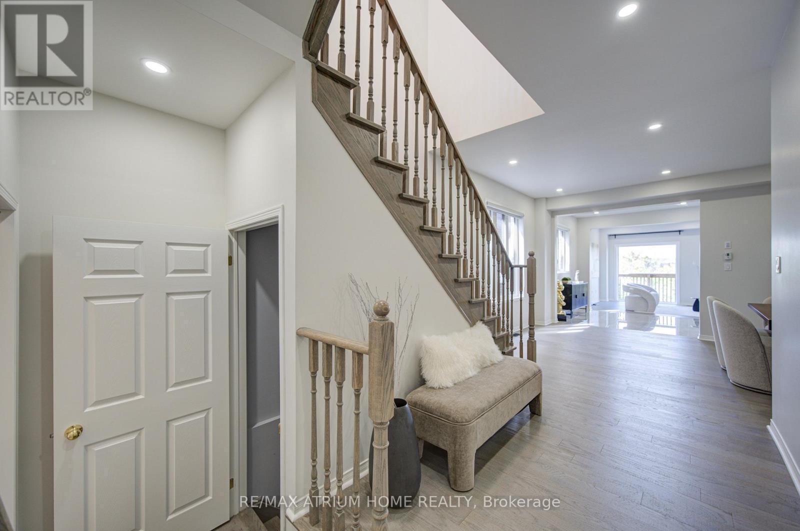 126 Hartney Drive, Richmond Hill, ON