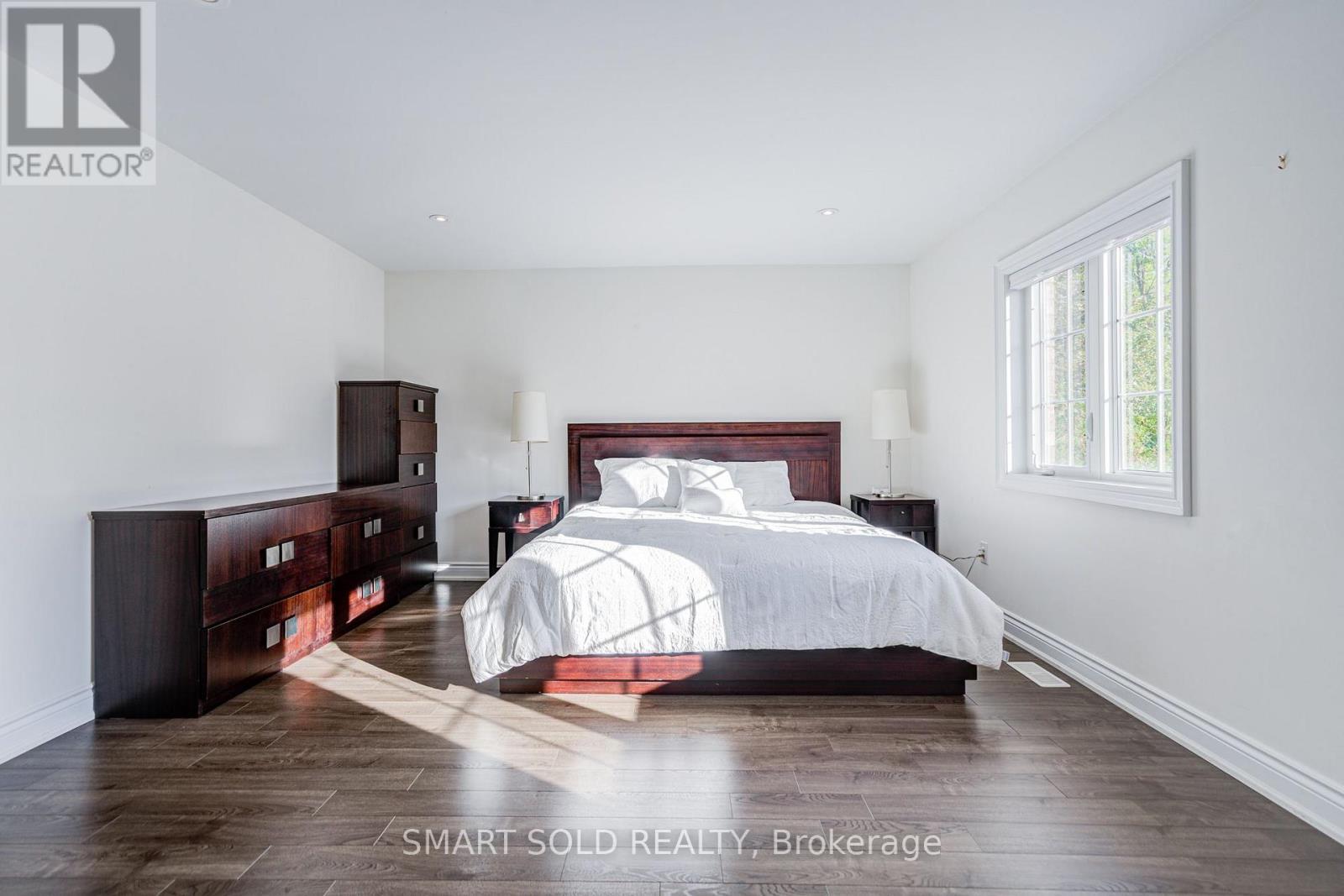 22 - 8777 Dufferin Street, Vaughan, ON
