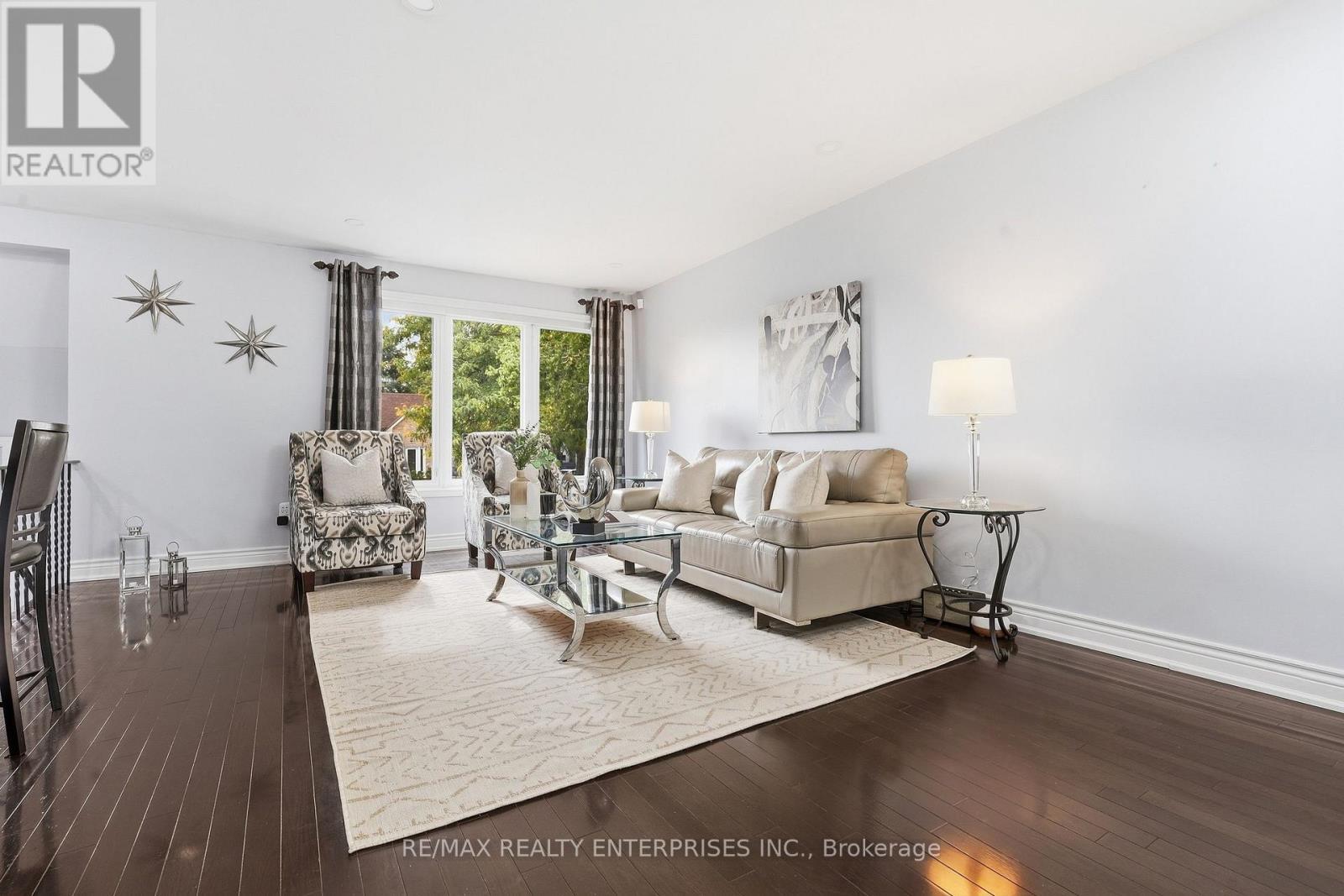 2506 Cobbinshaw Circle, Mississauga, ON