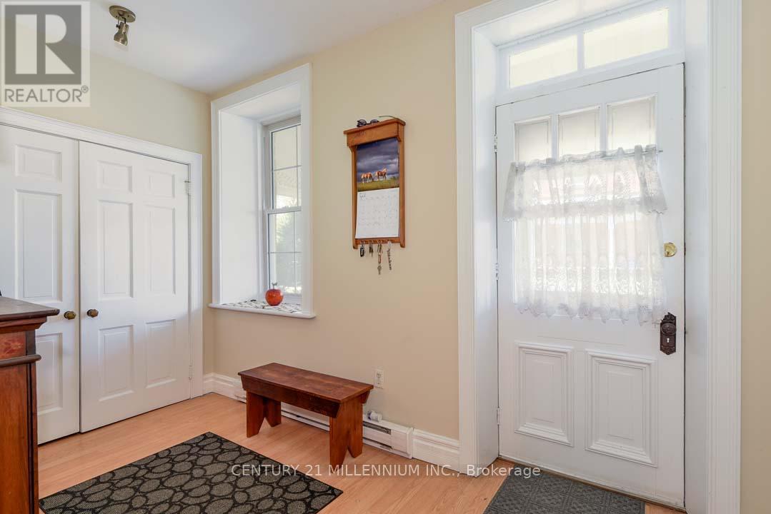1380 Queen Street W, Caledon, ON