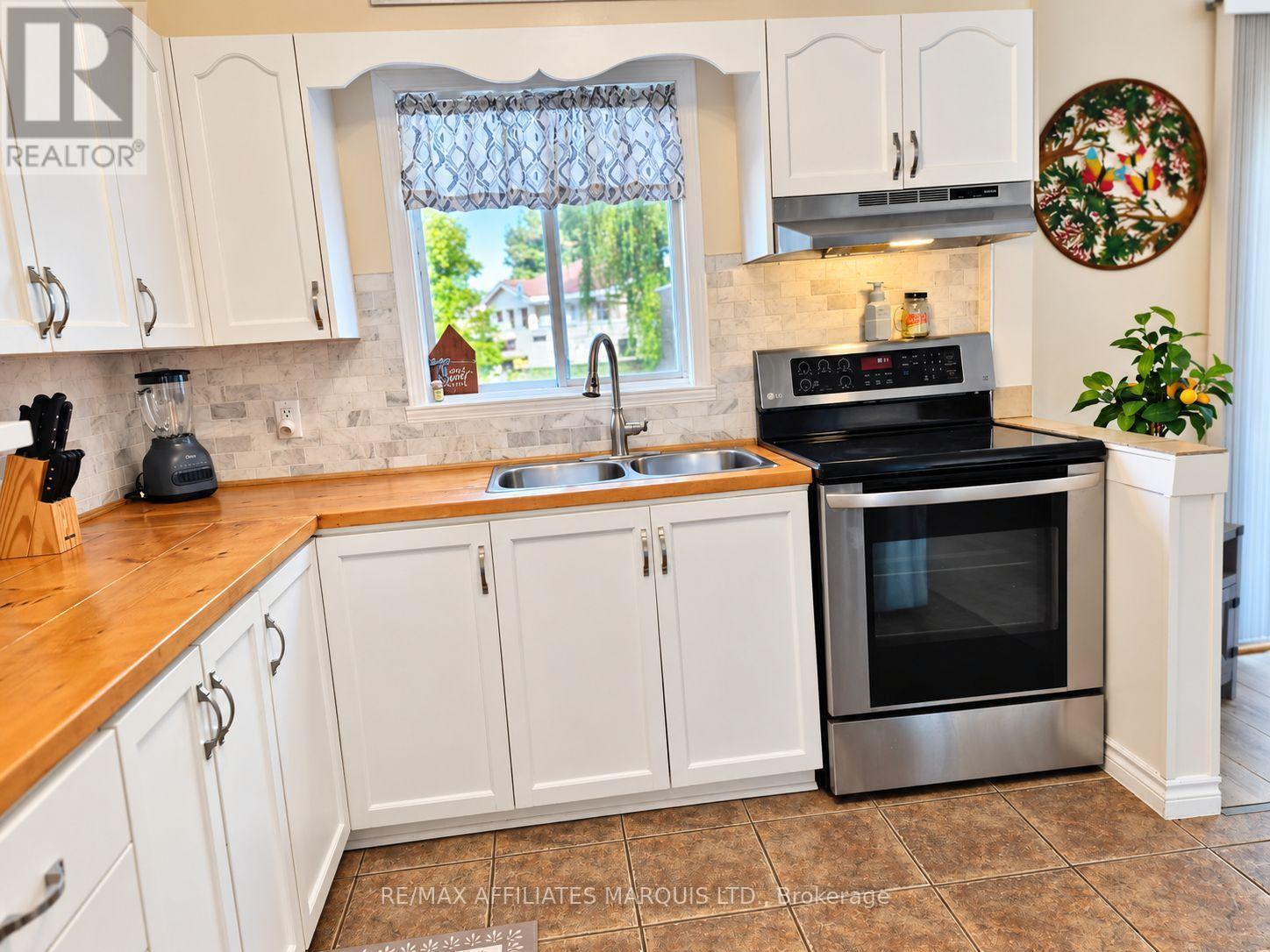 194 Elsie Avenue, Cornwall, ON