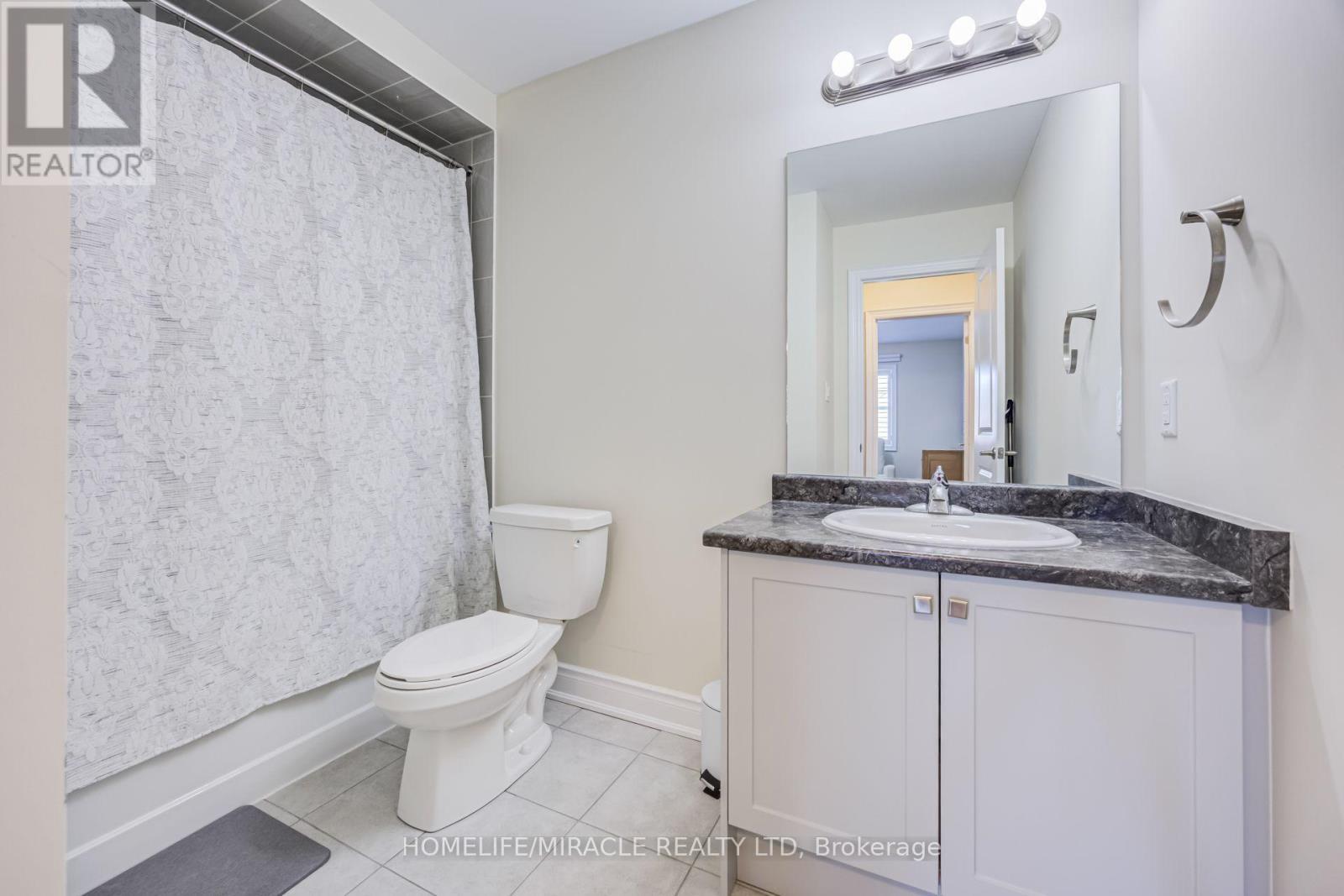 65 Lorne Thomas Place, New Tecumseth, ON
