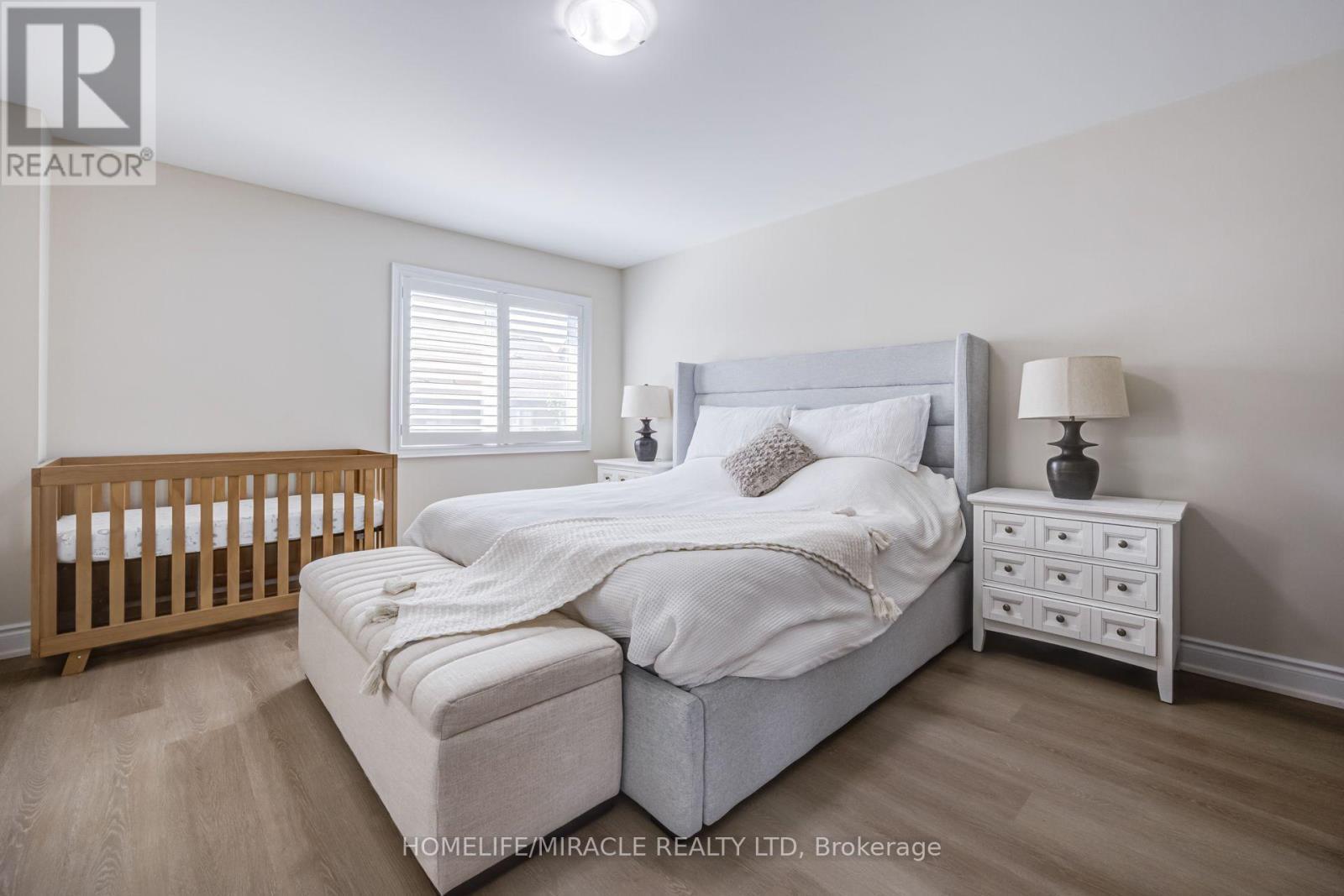 65 Lorne Thomas Place, New Tecumseth, ON