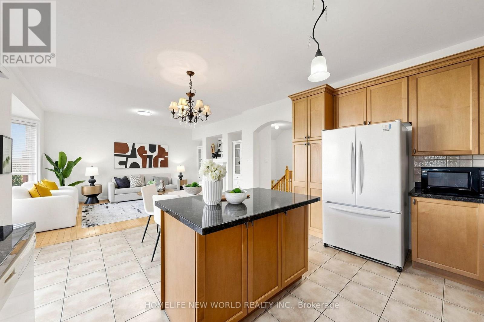 5 Rivington Avenue, Vaughan, ON