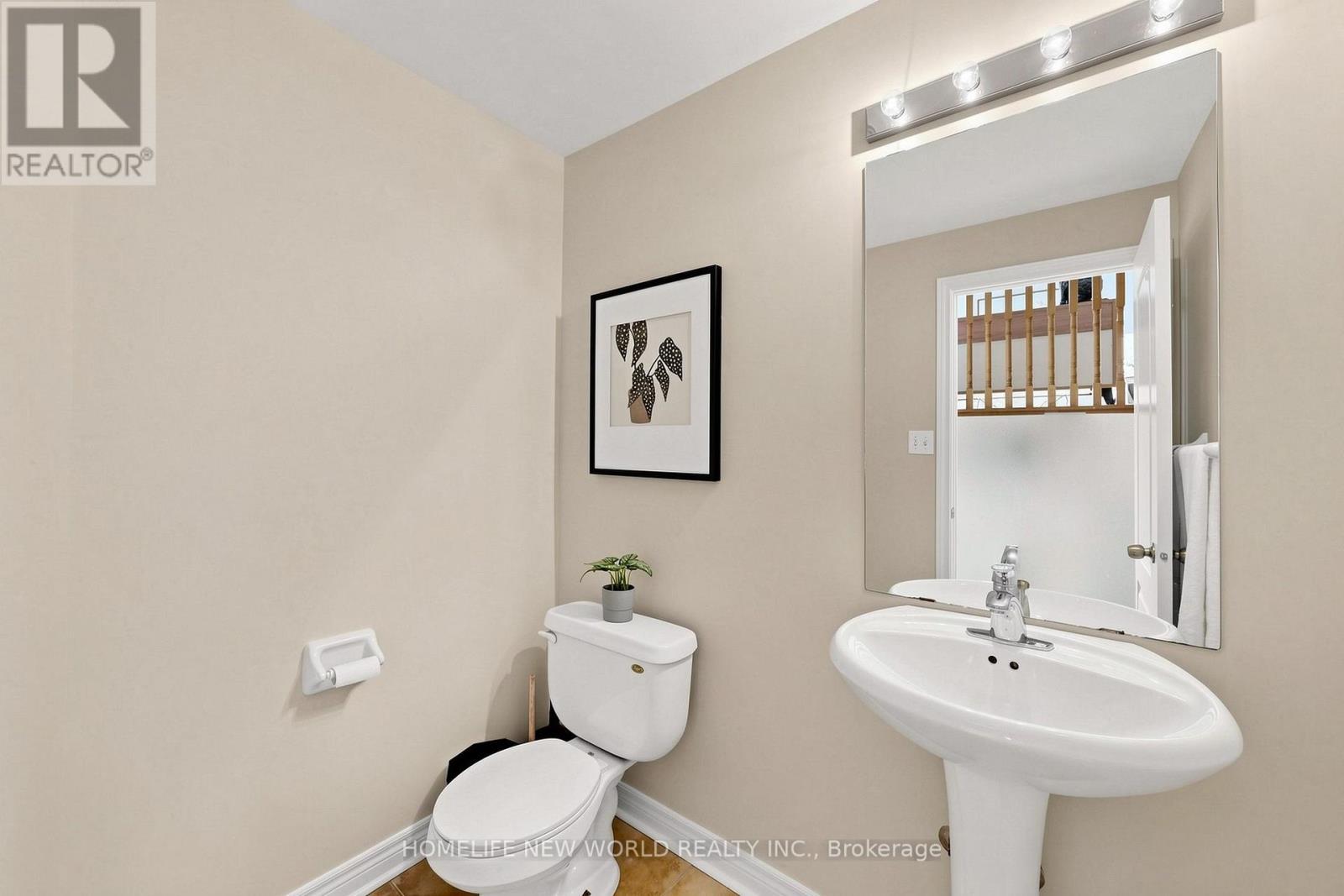 5 Rivington Avenue, Vaughan, ON