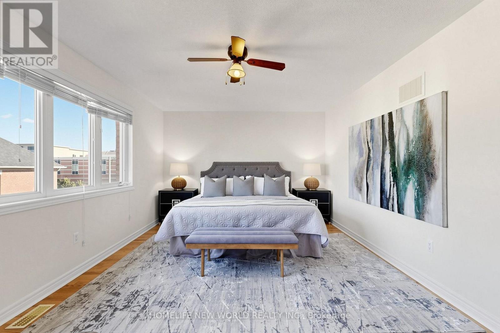 5 Rivington Avenue, Vaughan, ON