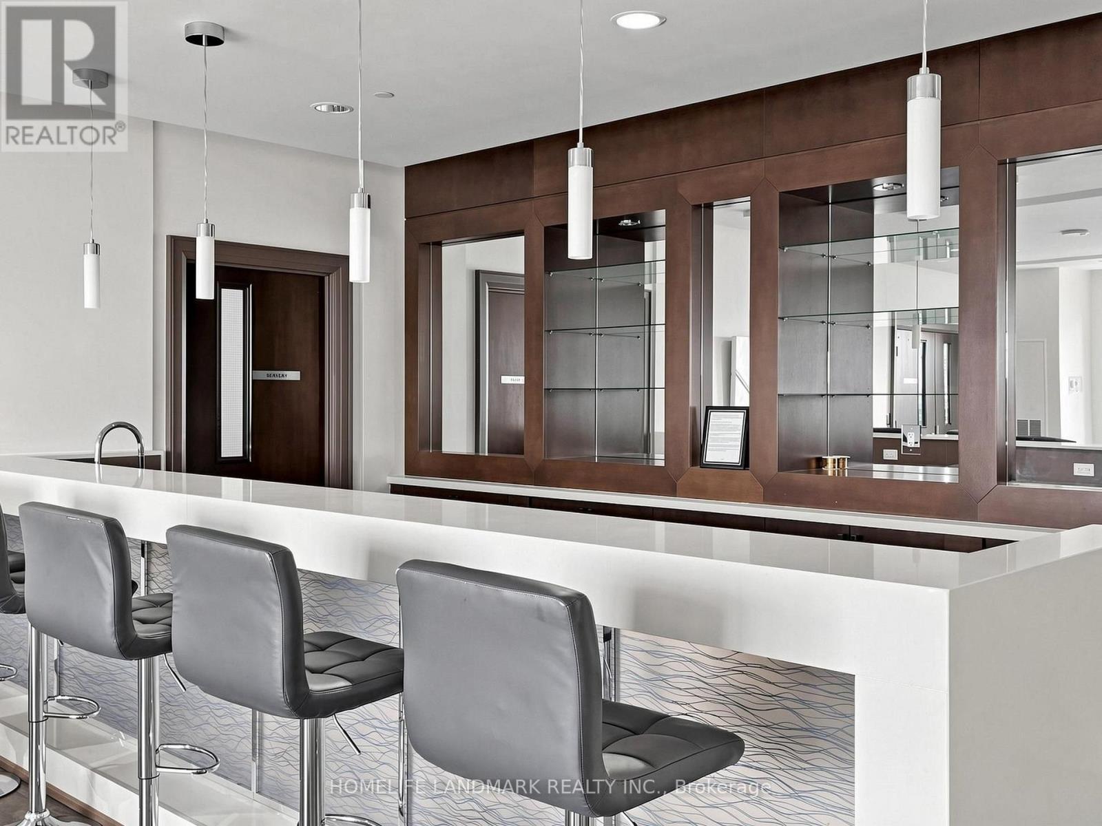 506 - 7171 Yonge Street, Markham, ON