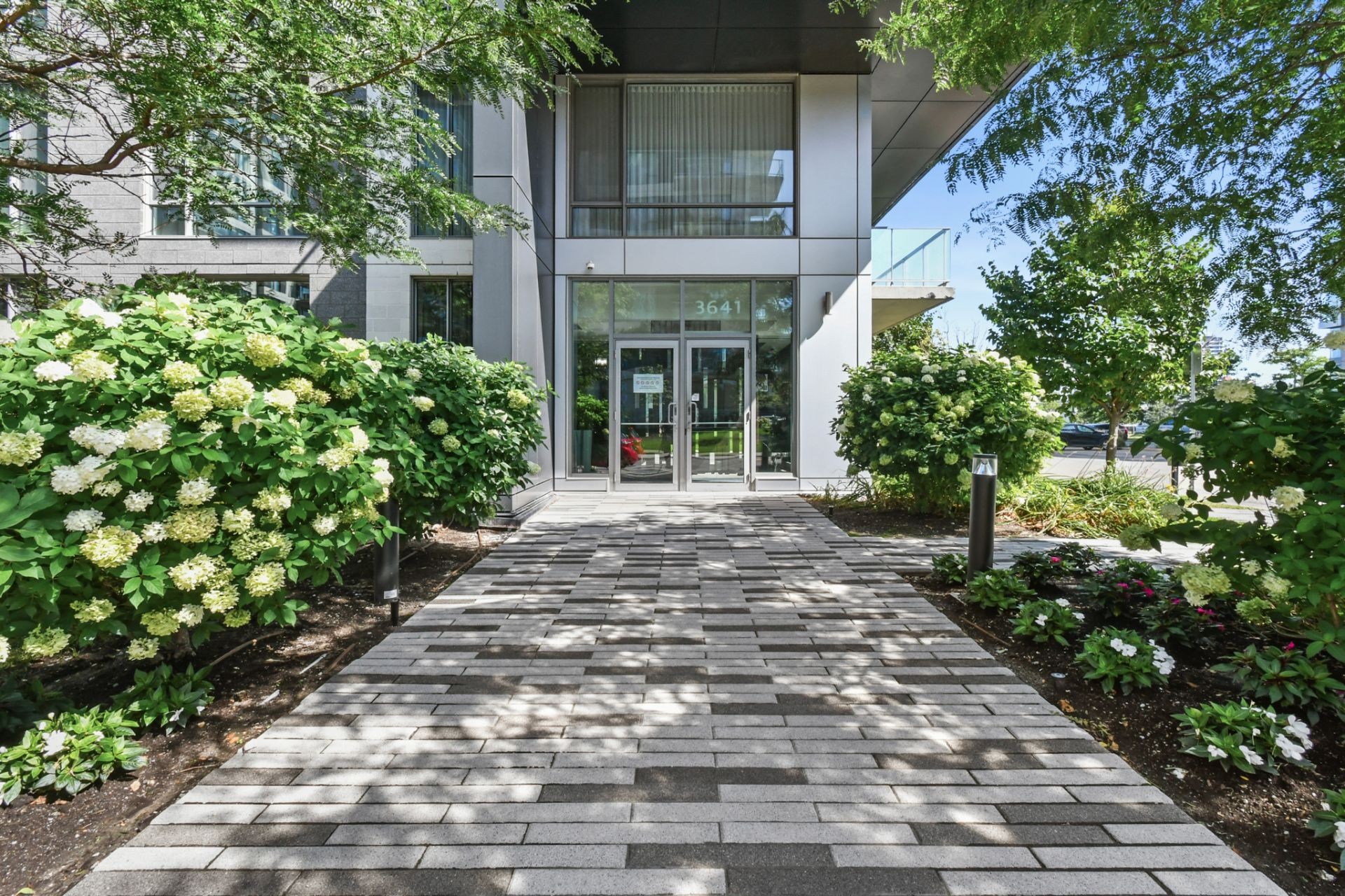 Façade - 608-3641 Av. Jean-Béraud, Laval (Chomedey), QC
